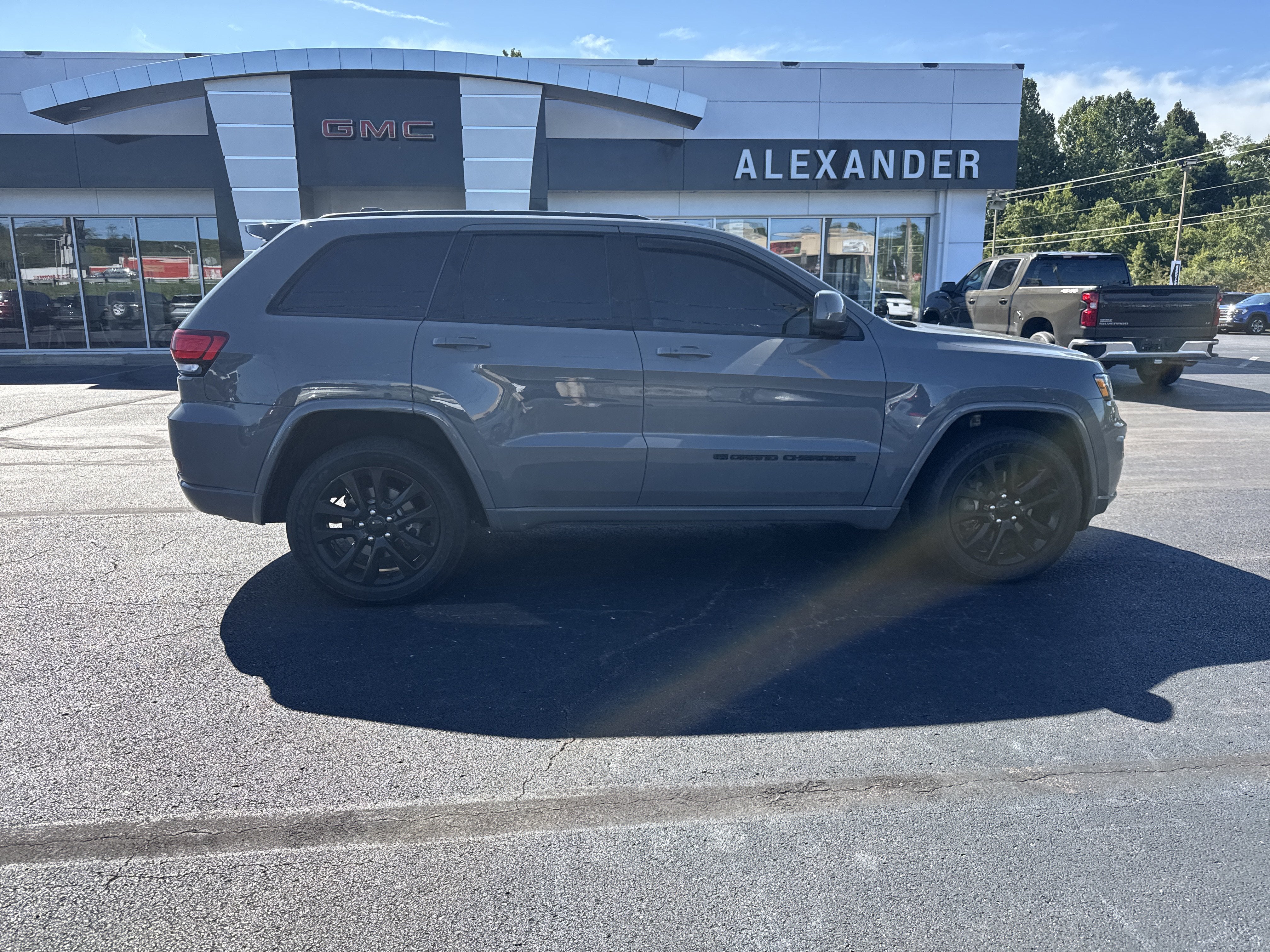 2022 Jeep Grand Cherokee WK Laredo X