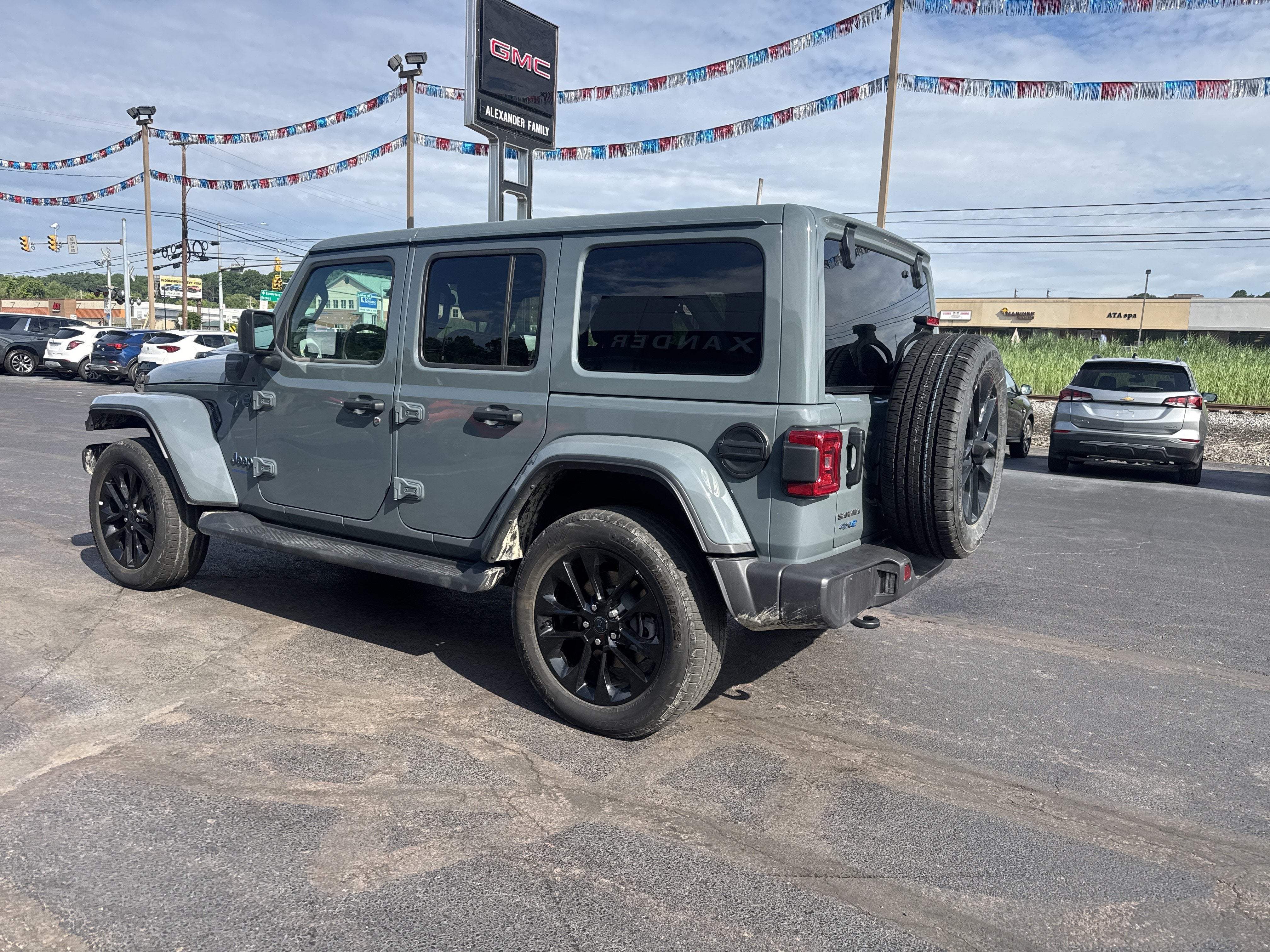 2025 Jeep Wrangler 4xe Sahara 4xe