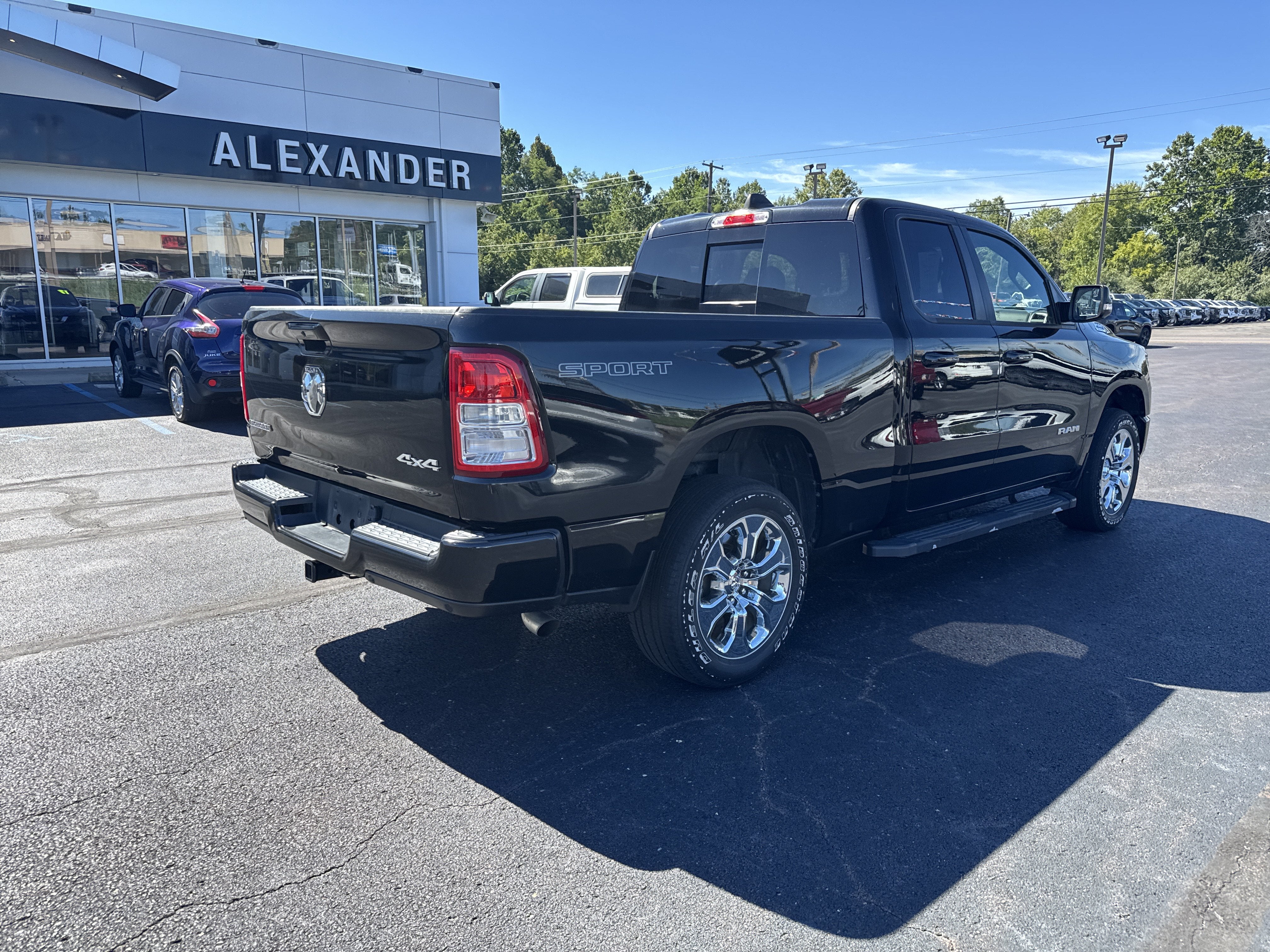 2022 RAM 1500 Big Horn Quad Cab 4x4 6'4" Box