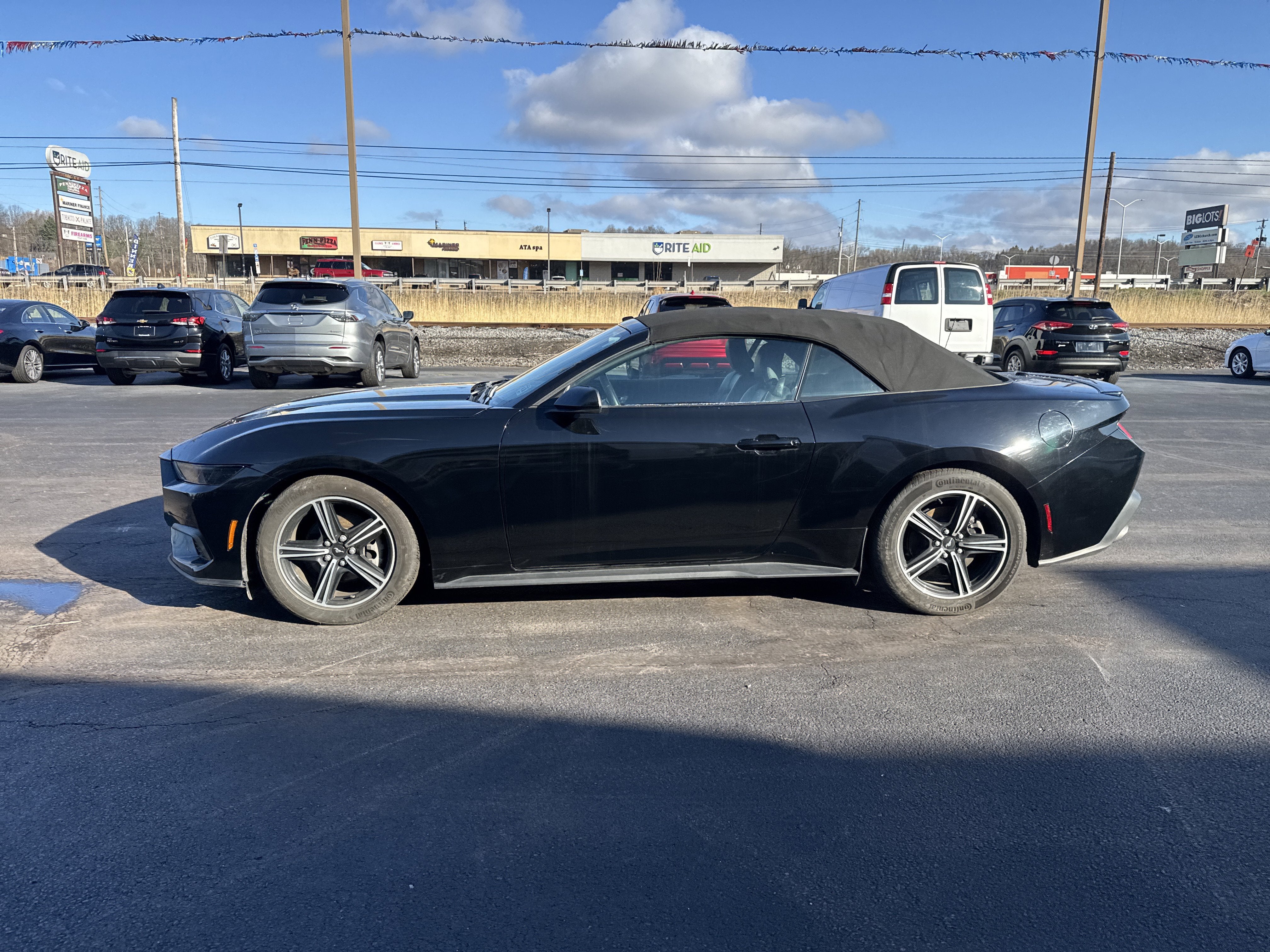 2025 Ford Mustang EcoBoost