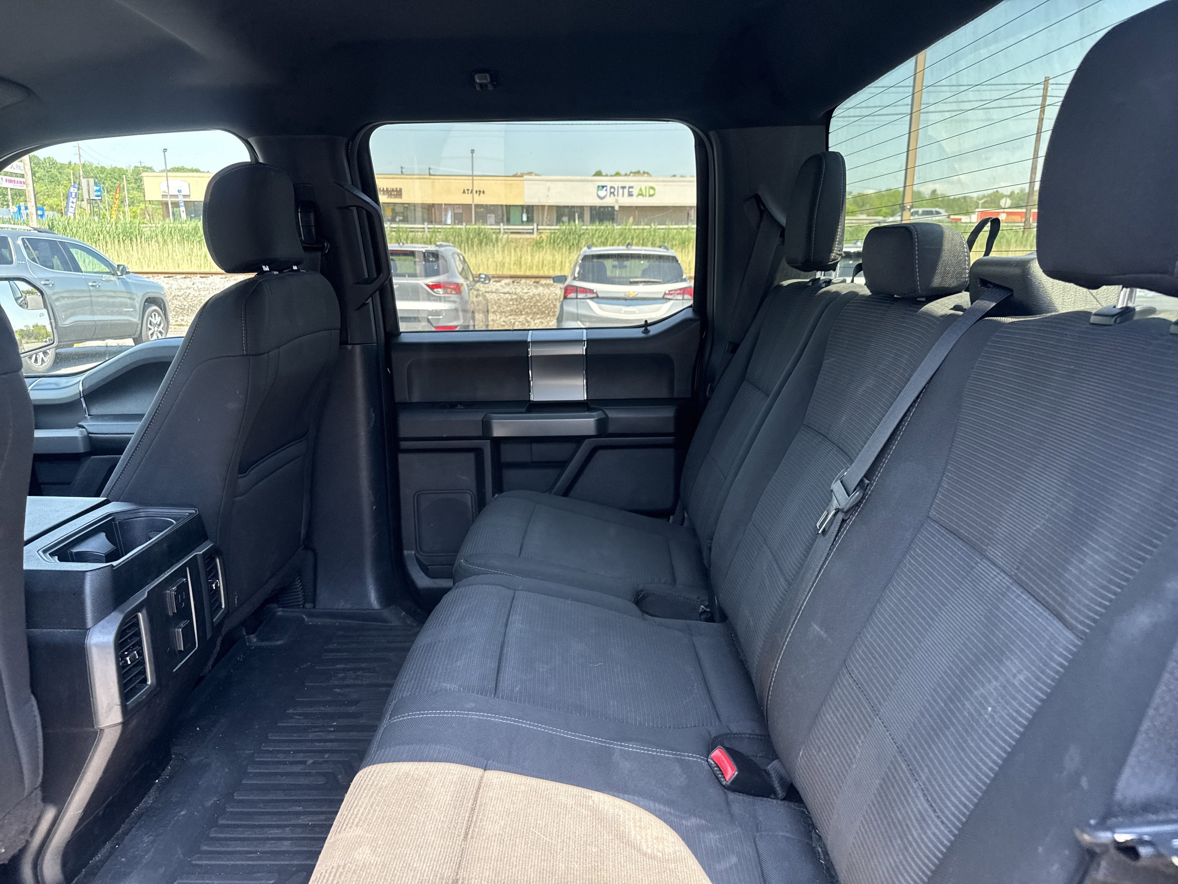 2015 Ford F-150 XLT w/HD Payload Pkg