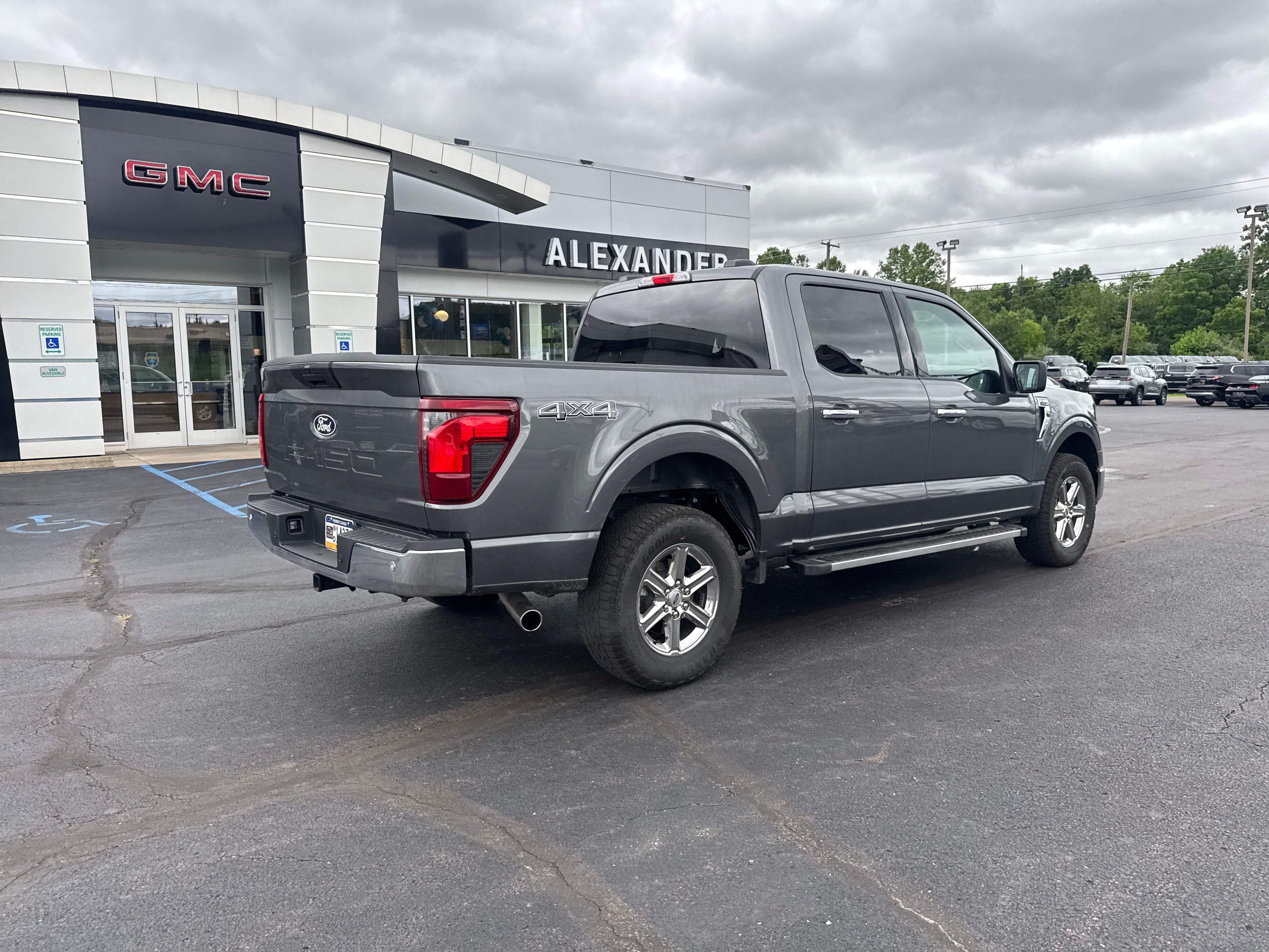 2025 Ford F-150 XLT
