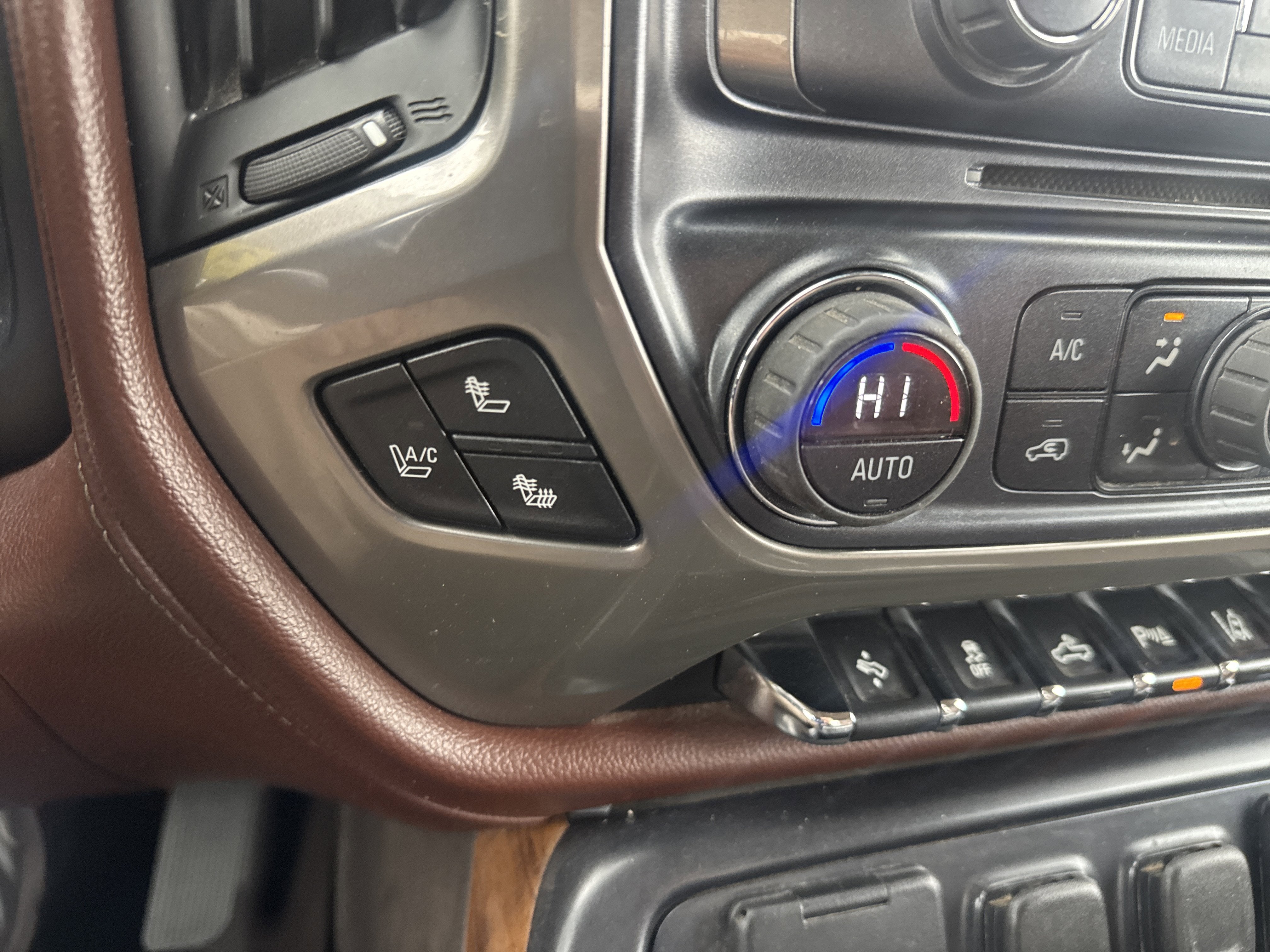 2015 Chevrolet Silverado 2500 HD High Country