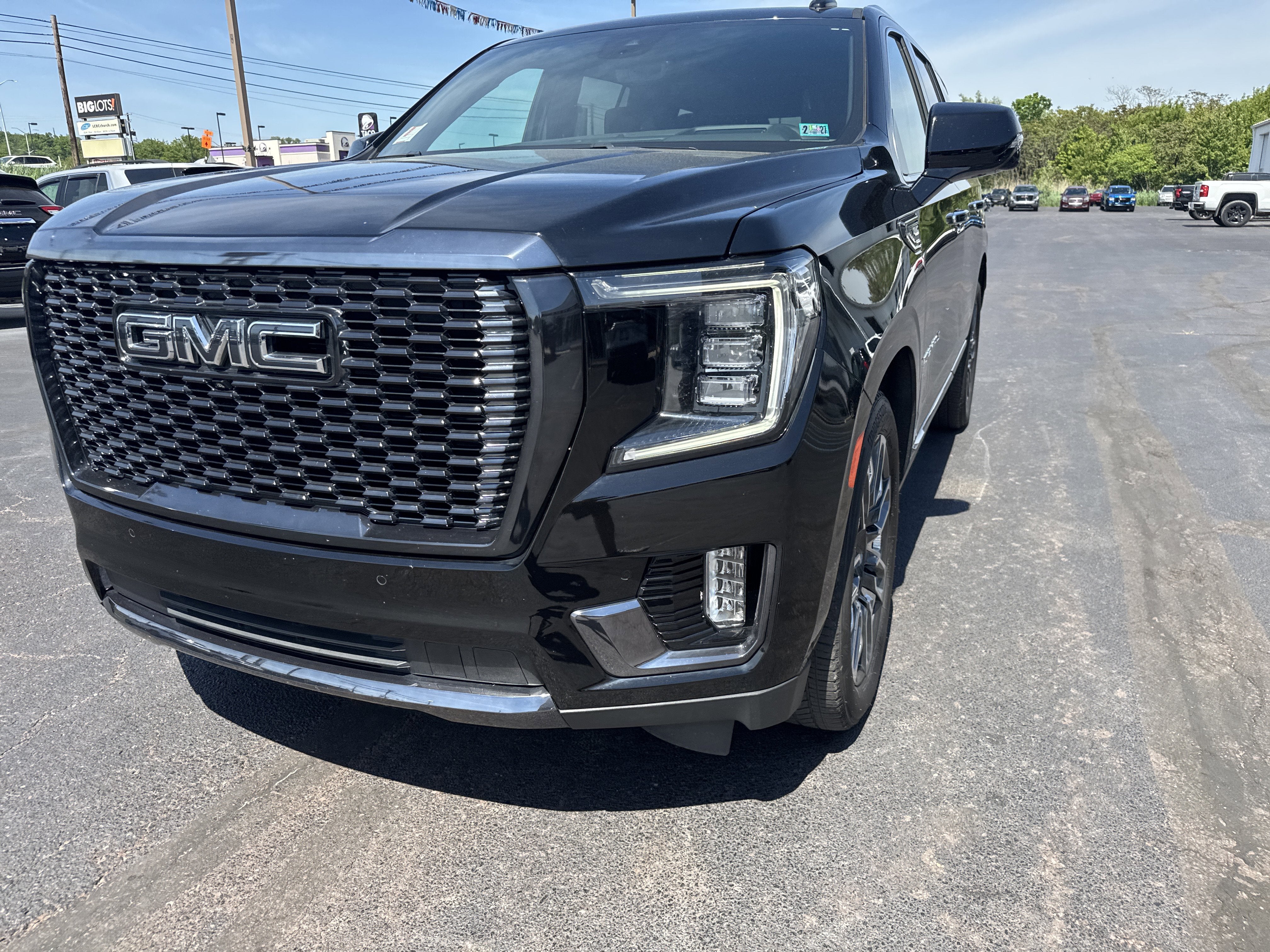2023 GMC Yukon Denali Ultimate
