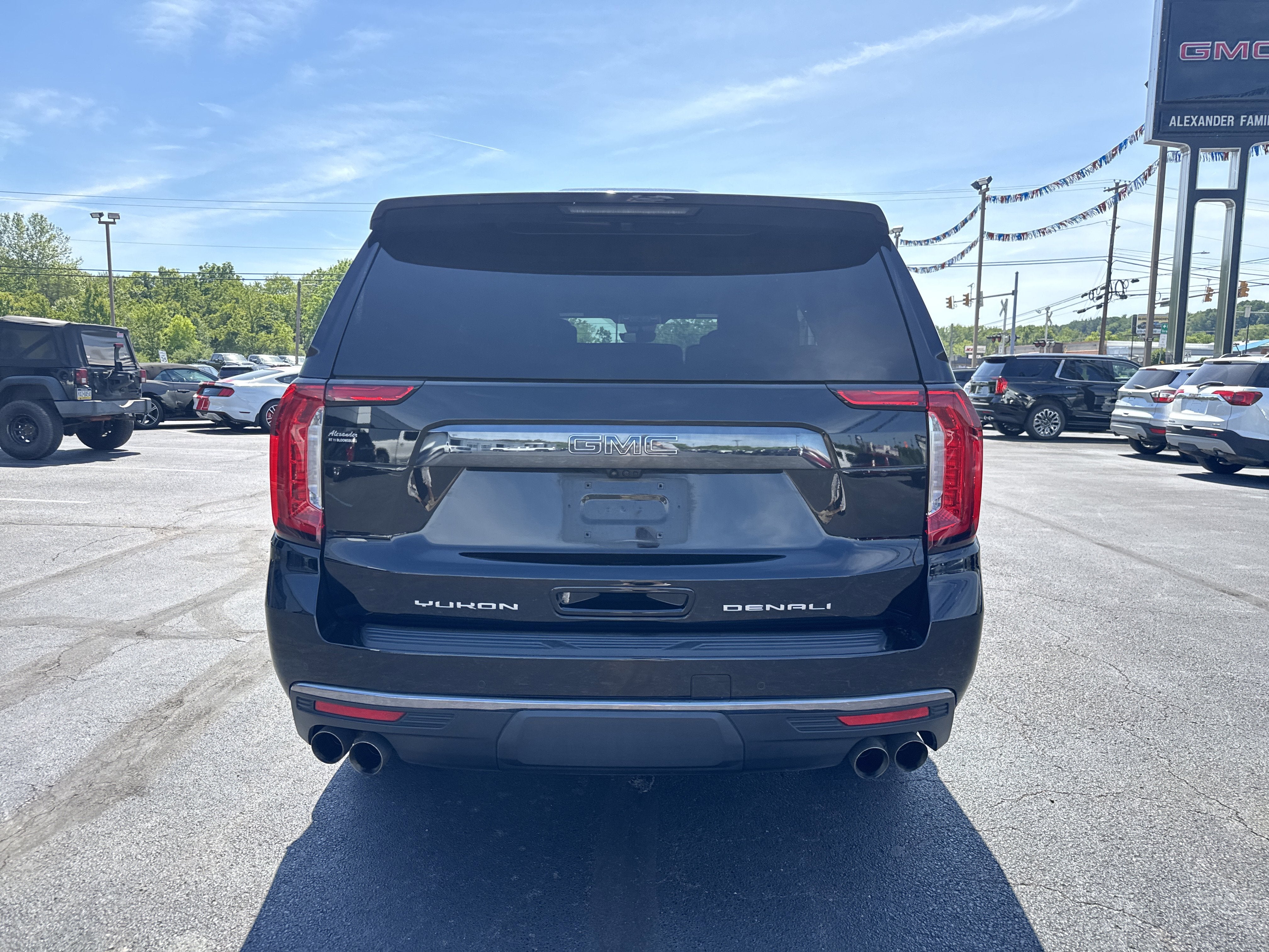 2023 GMC Yukon Denali Ultimate