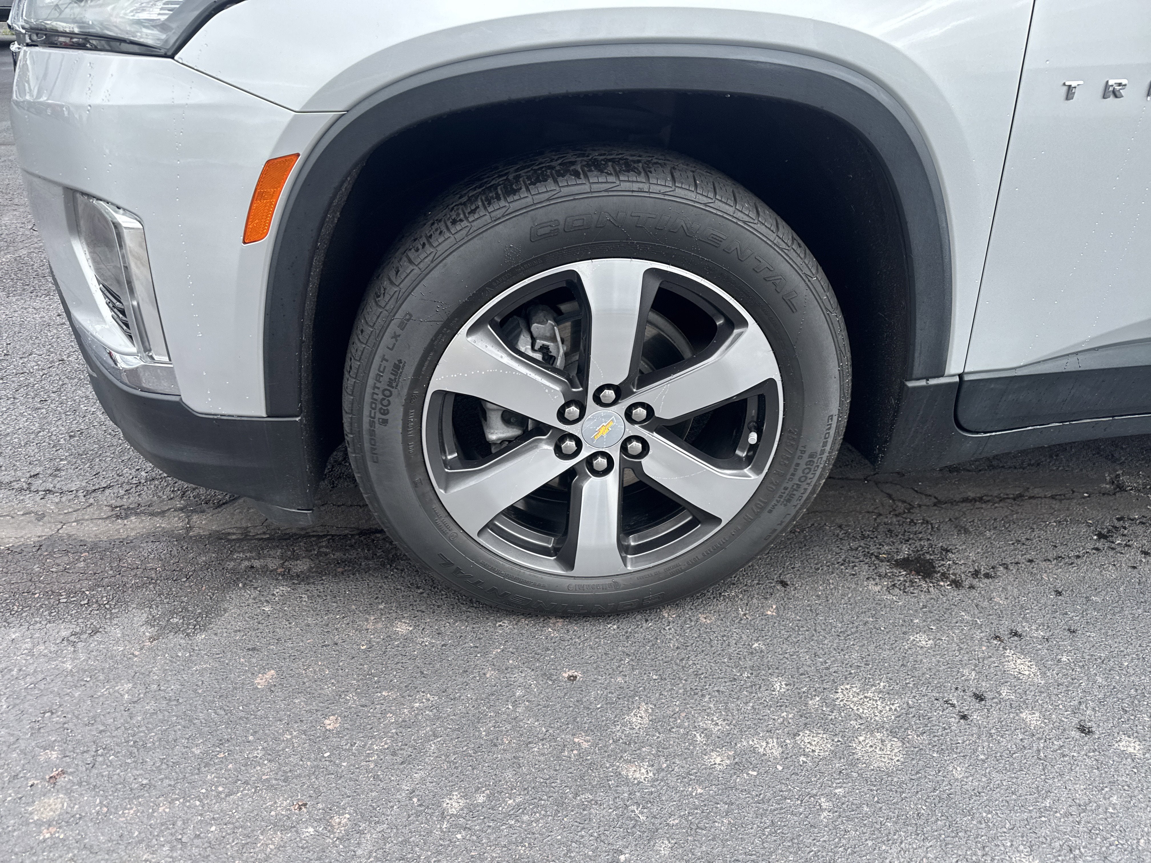 2022 Chevrolet Traverse LT Leather