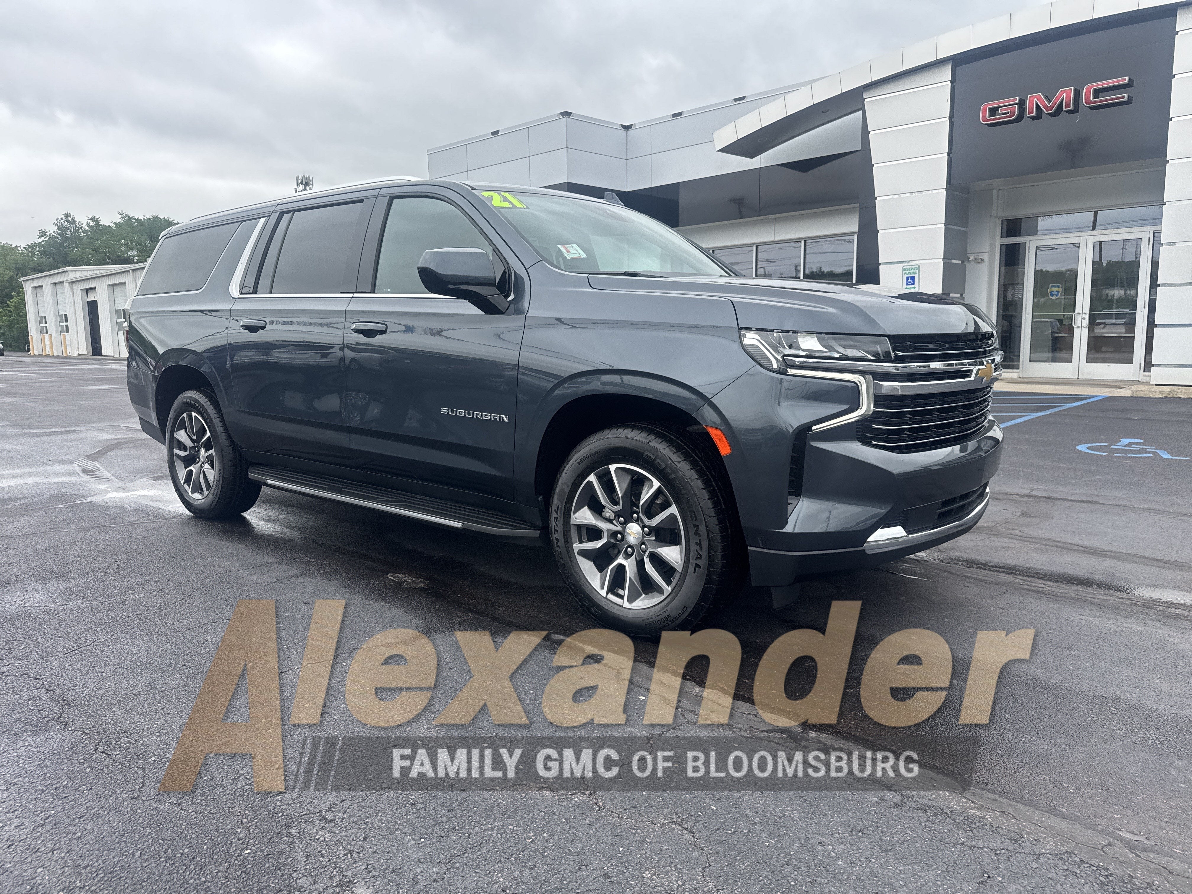 2021 Chevrolet Suburban LT