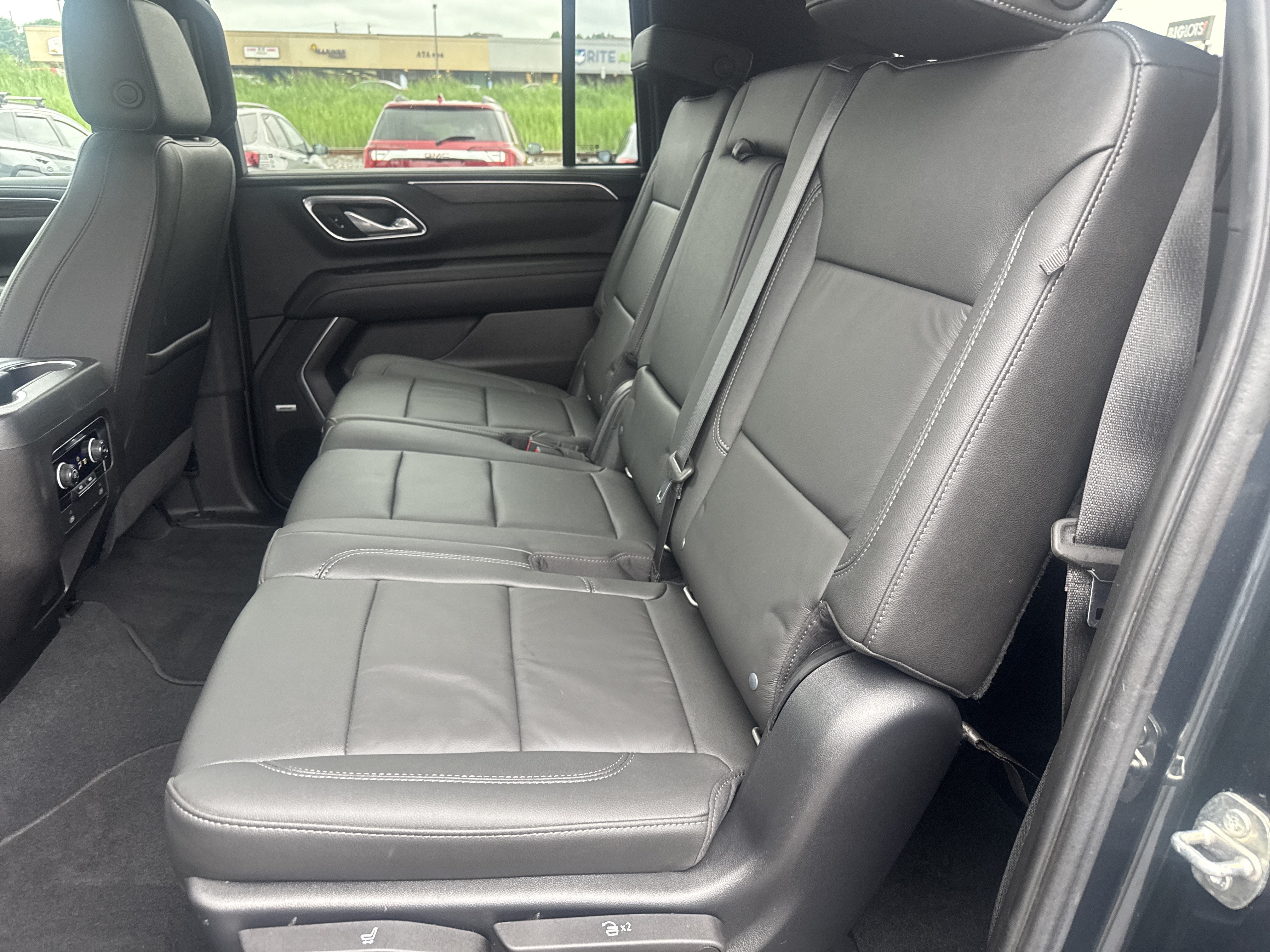 2021 Chevrolet Suburban LT