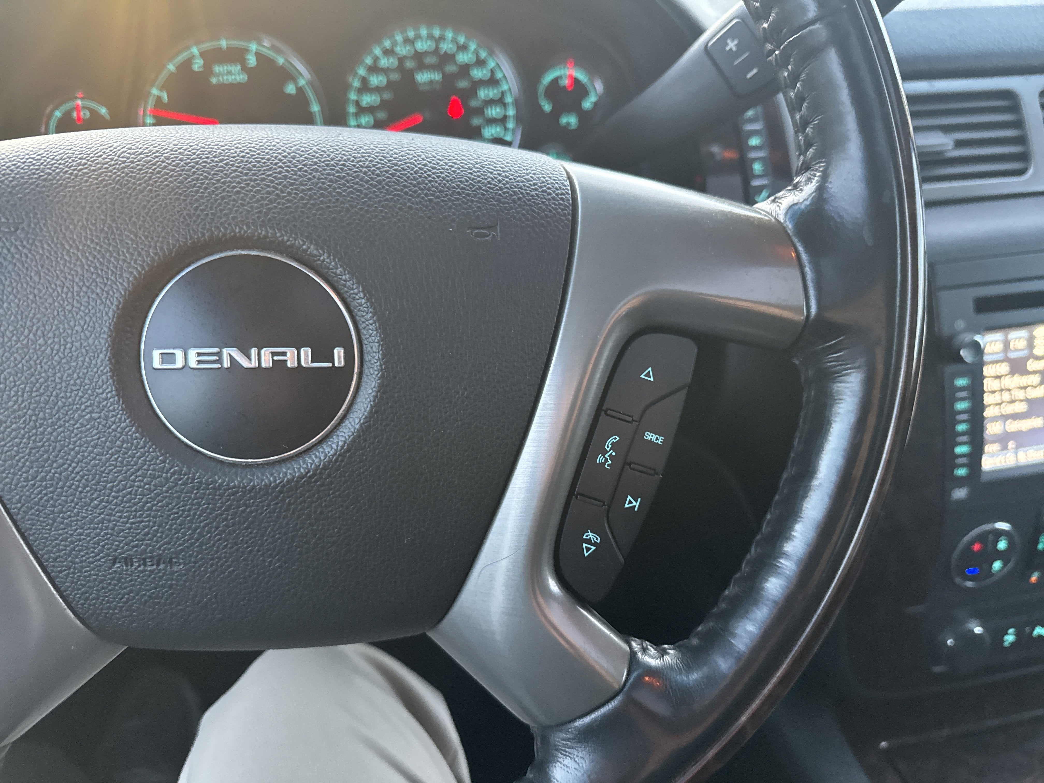 2012 GMC Sierra 3500 HD SRW Denali