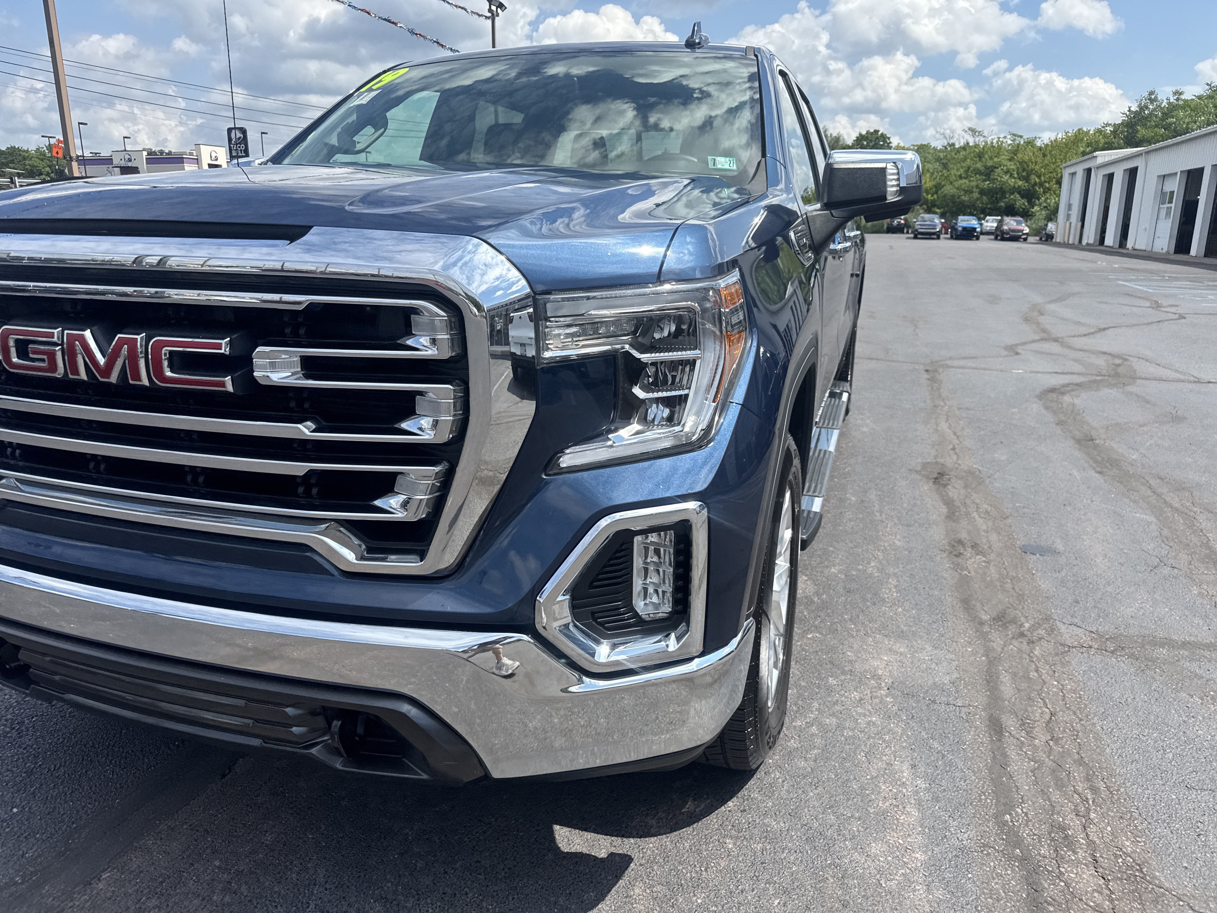 2019 GMC Sierra 1500 SLT