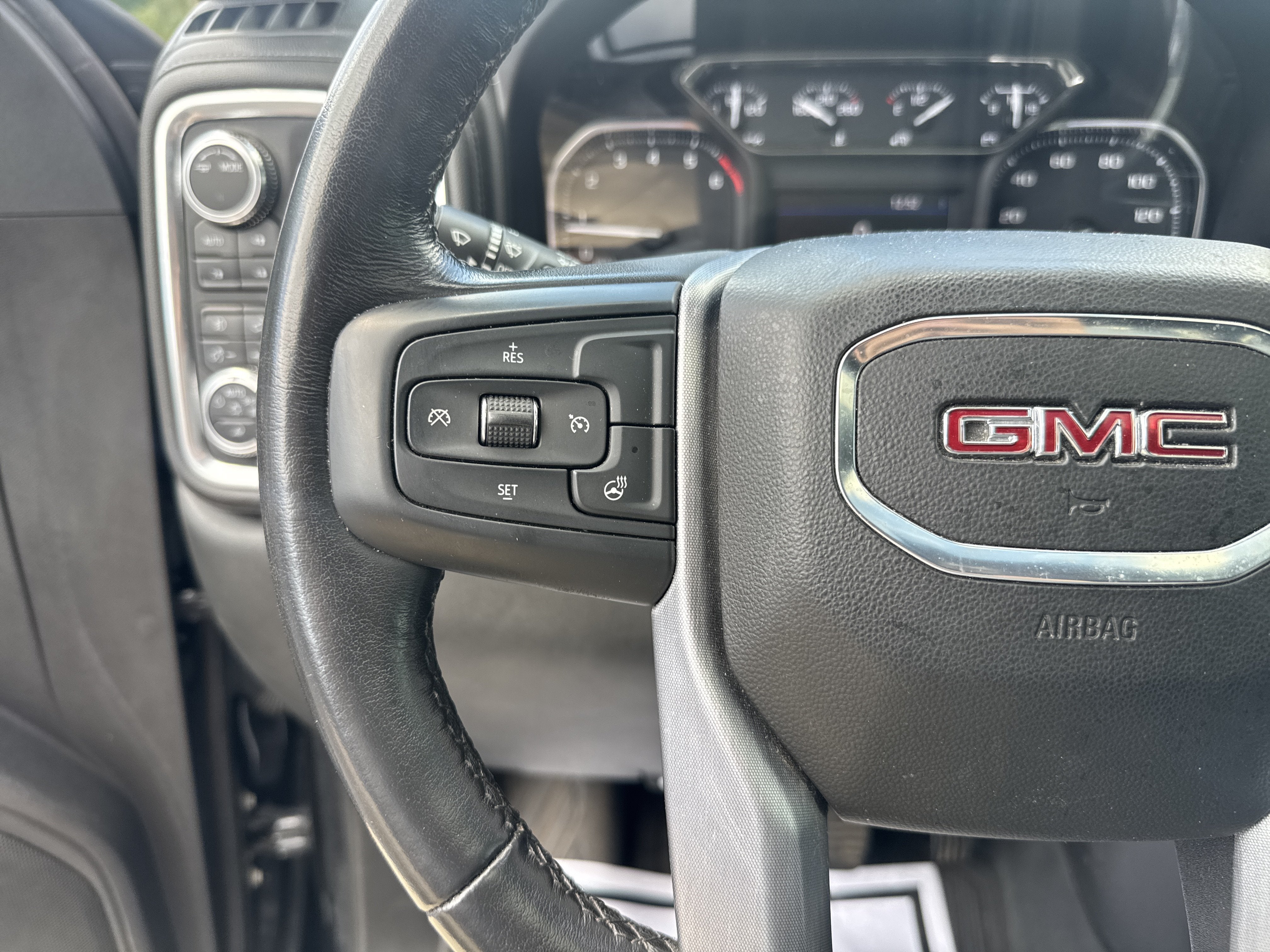 2022 GMC Sierra 1500 Limited SLT