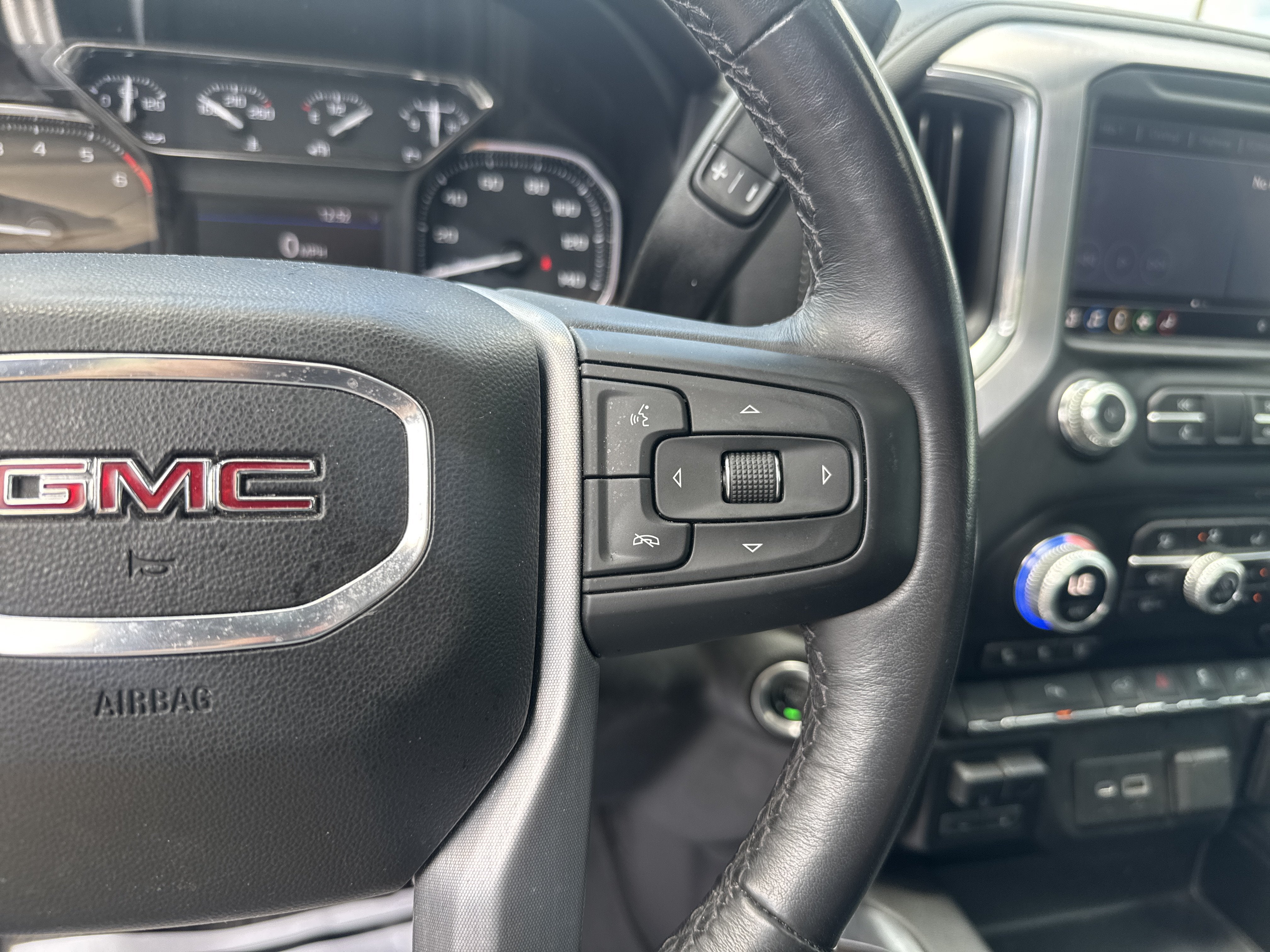 2022 GMC Sierra 1500 Limited SLT