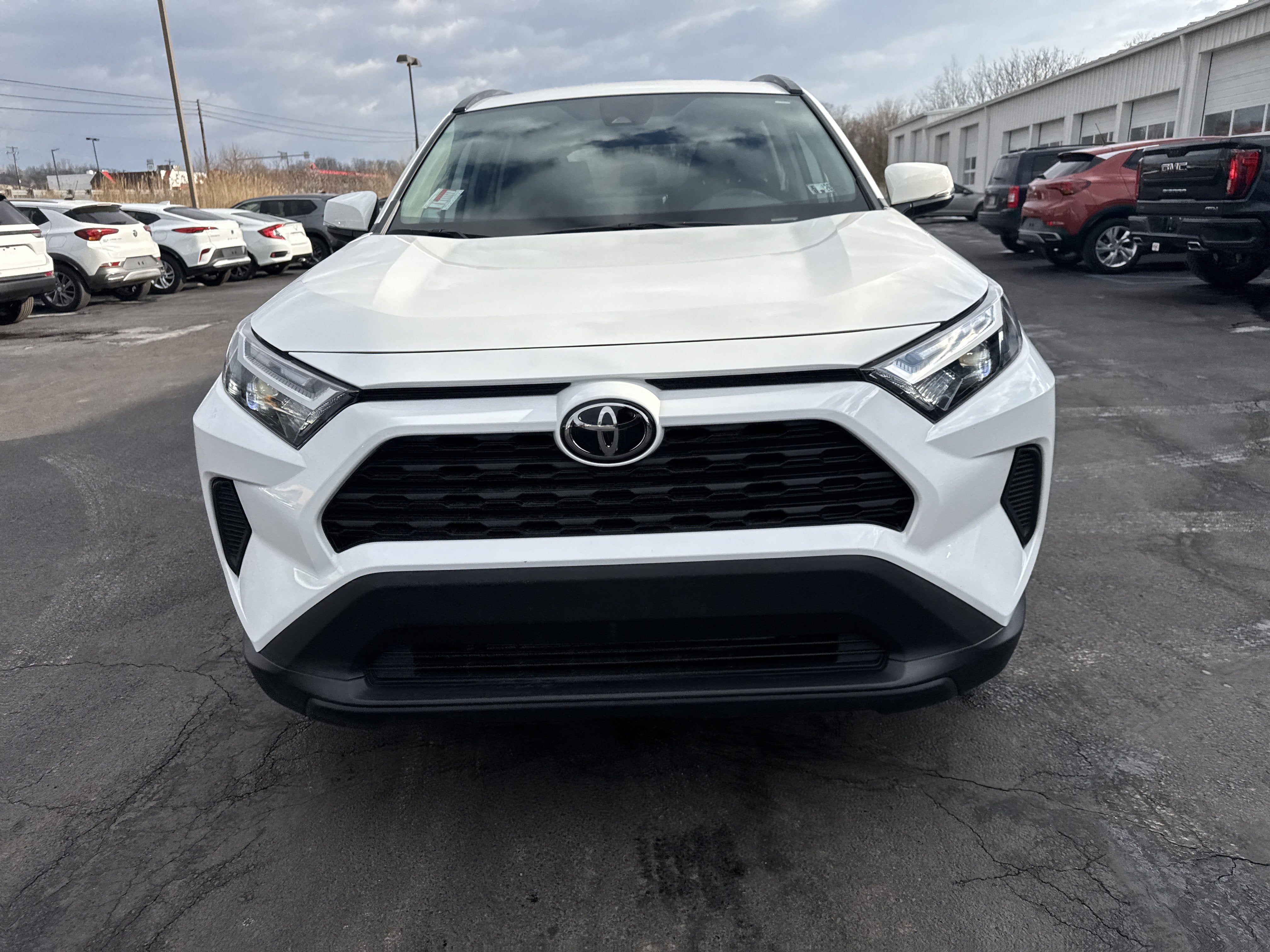 2023 Toyota RAV4 XLE