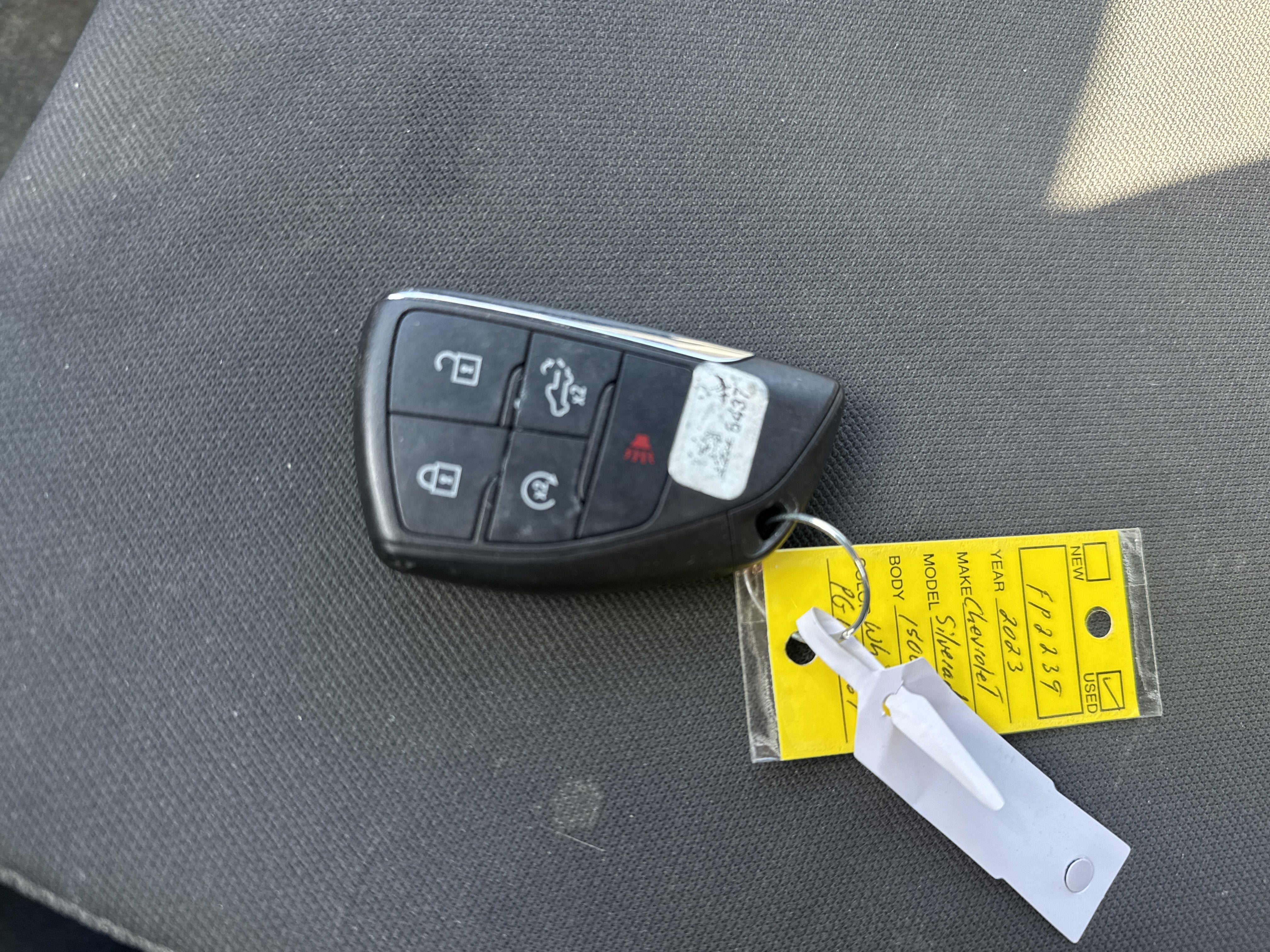 2023 Chevrolet Silverado 1500 Custom