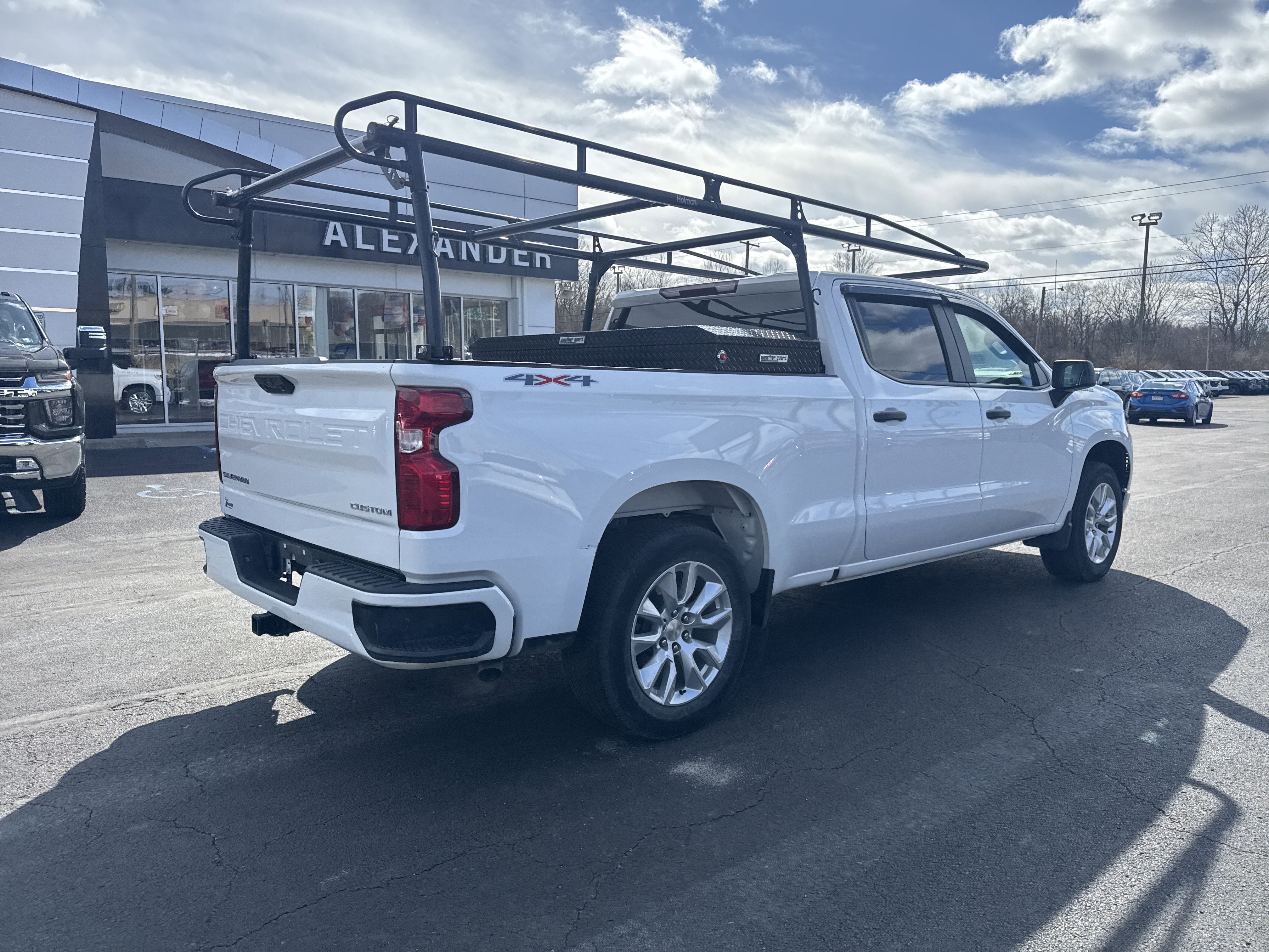 2023 Chevrolet Silverado 1500 Custom