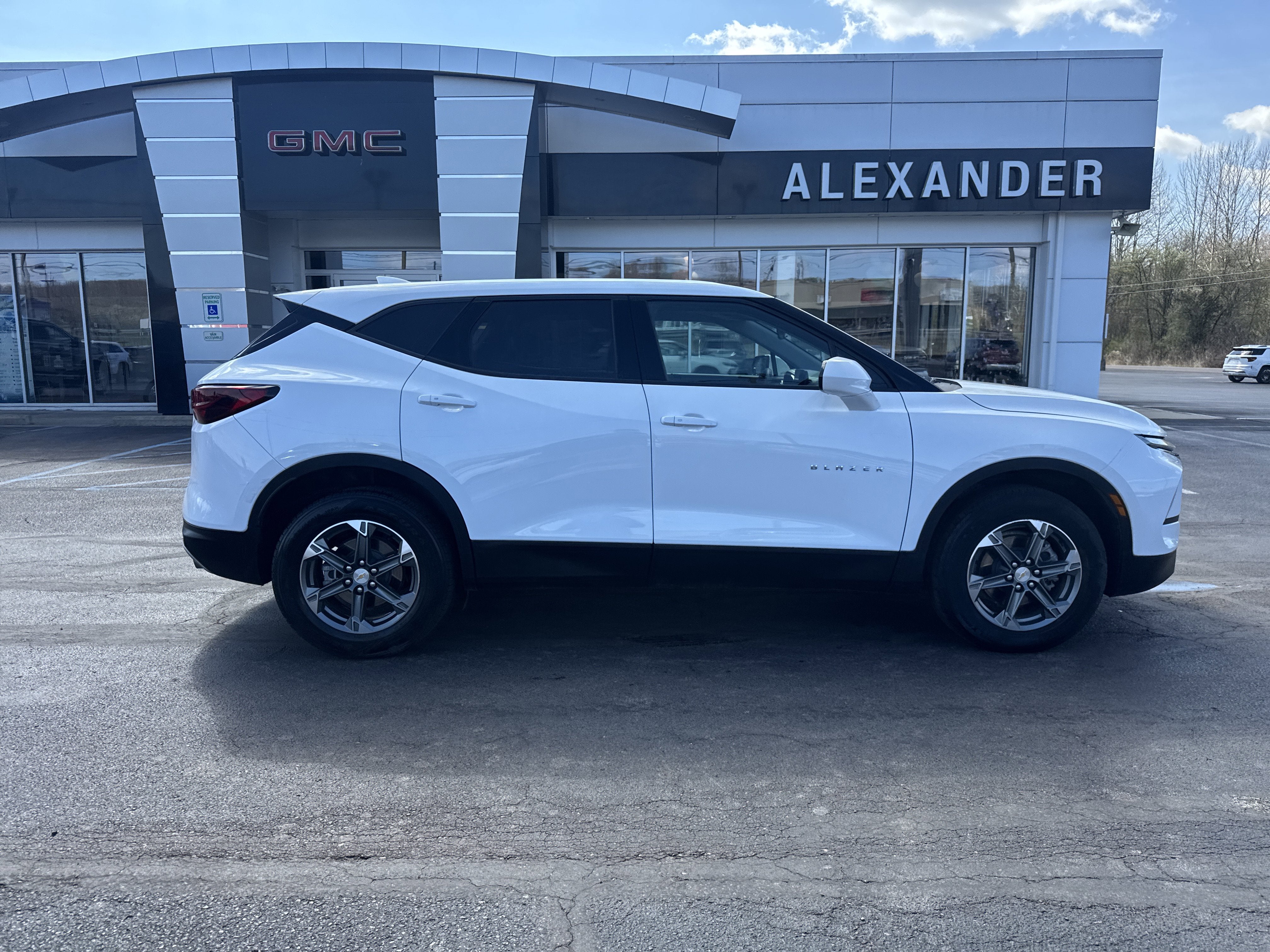 2025 Chevrolet Blazer 2LT