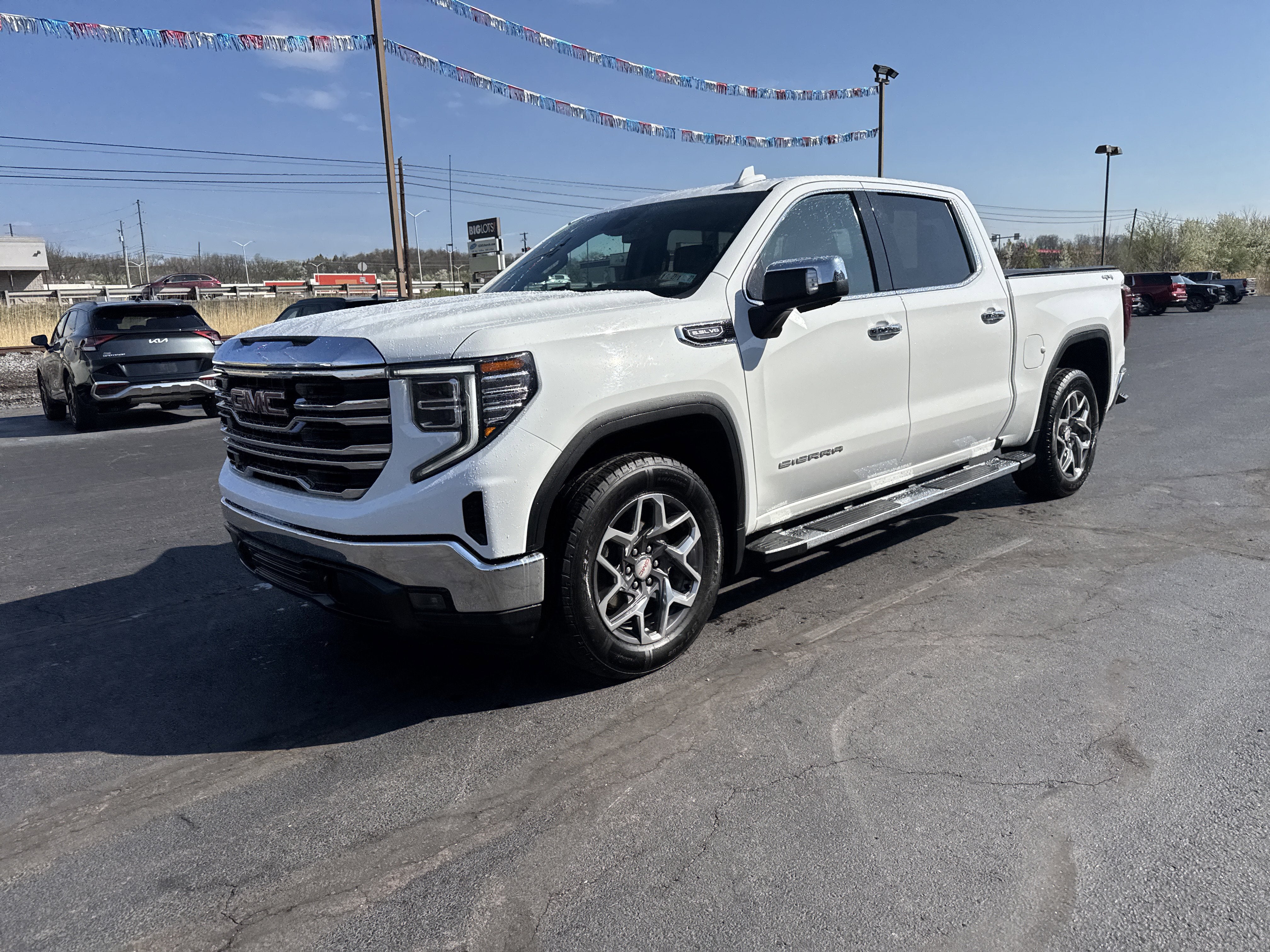 2023 GMC Sierra 1500 SLT