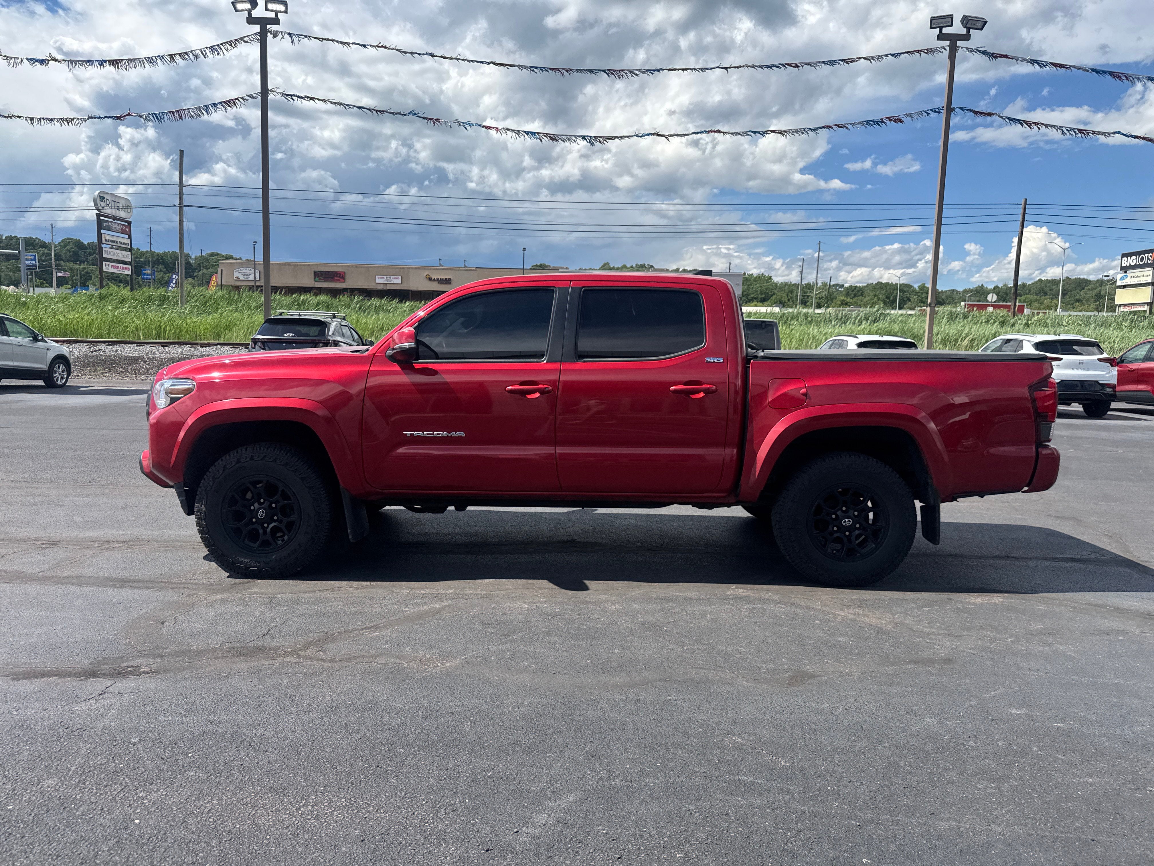 2022 Toyota Tacoma SR5 V6