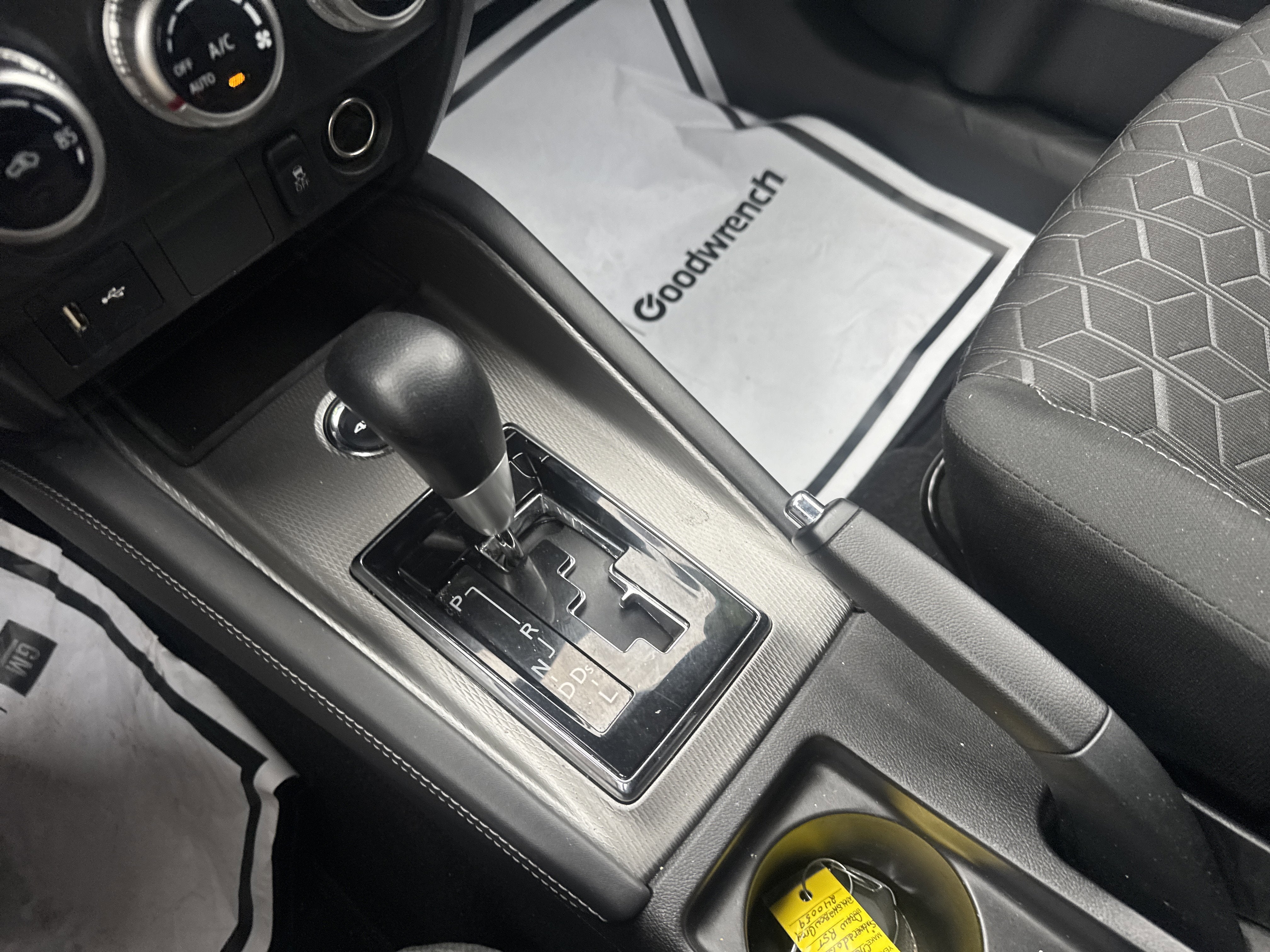 2025 Mitsubishi Outlander Sport S
