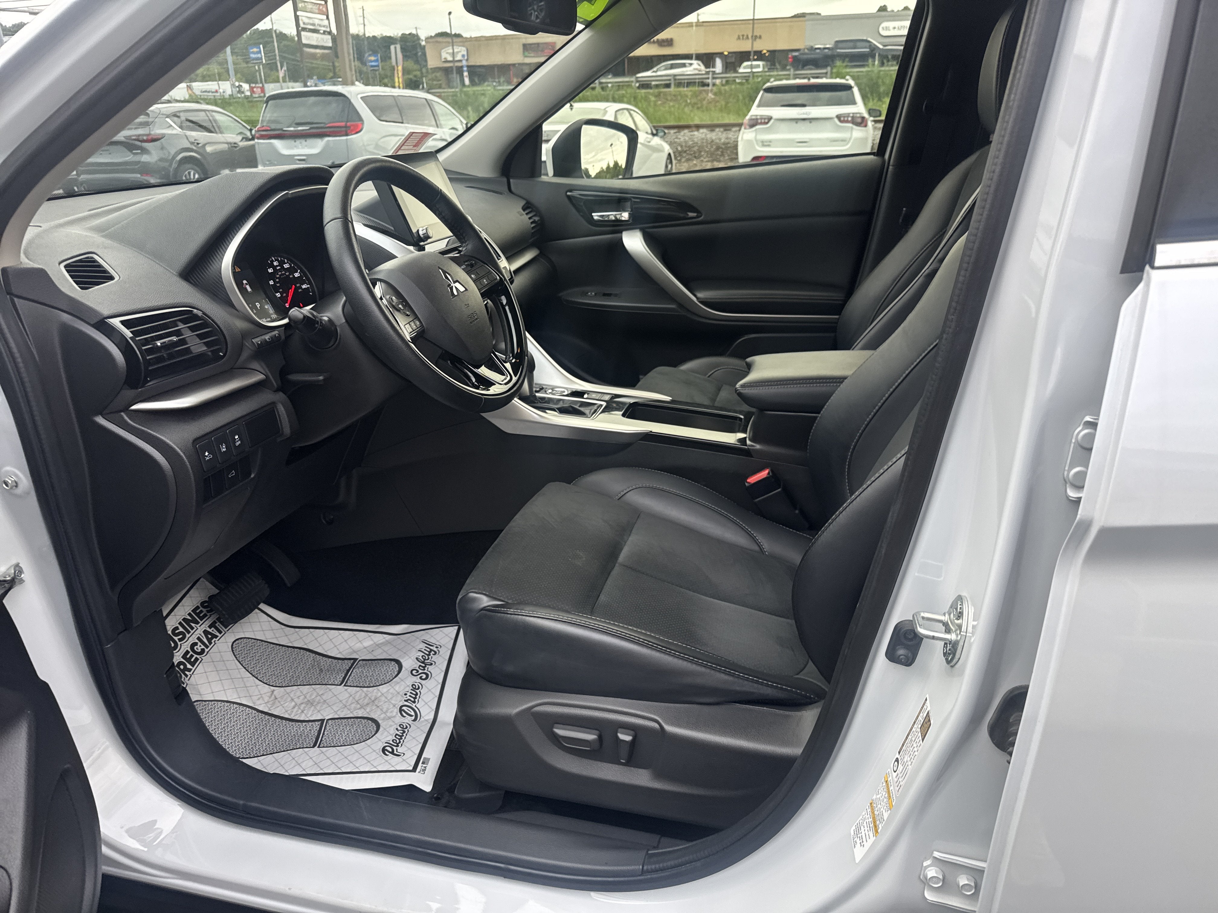2025 Mitsubishi Eclipse Cross SE