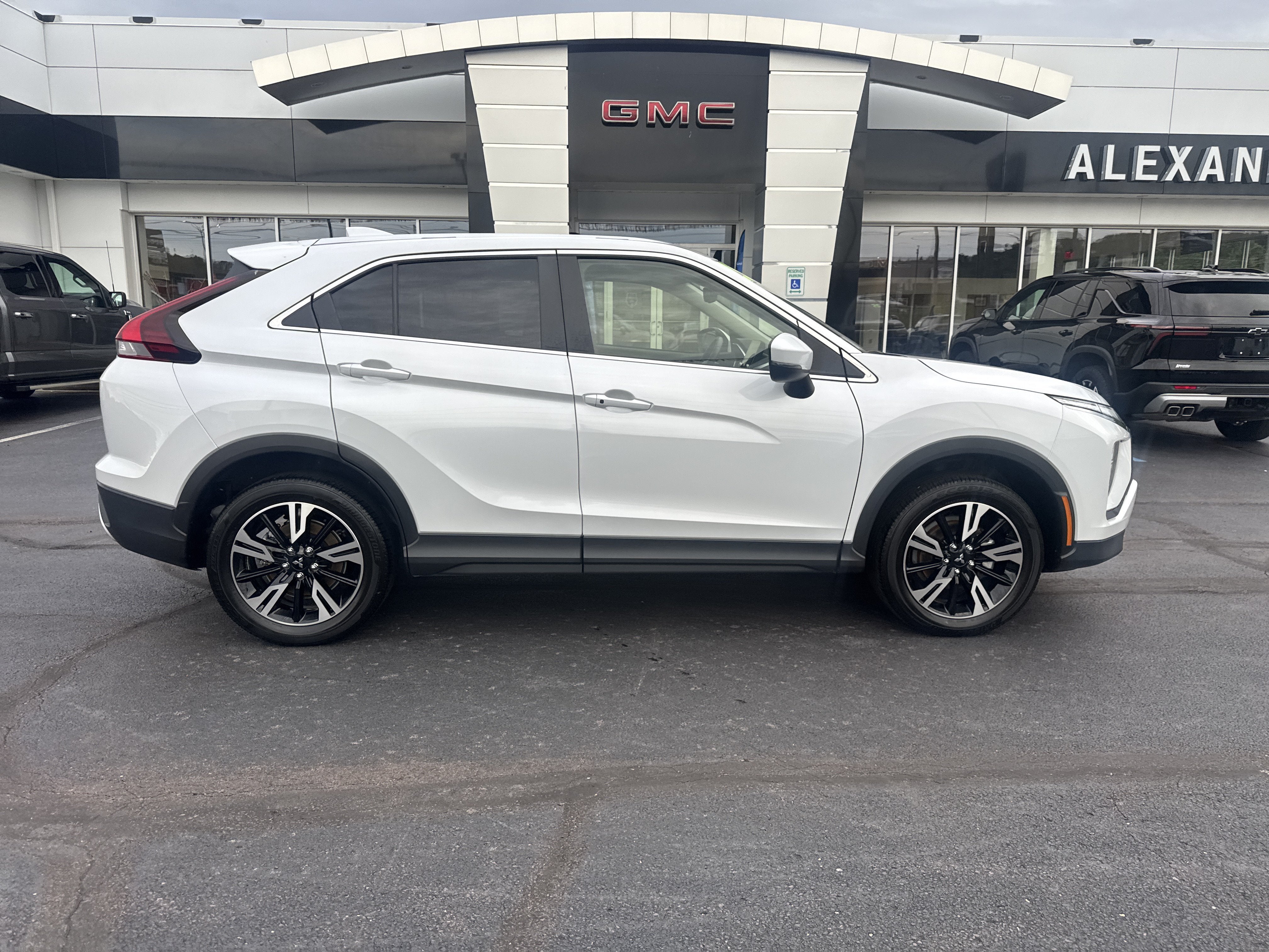 2025 Mitsubishi Eclipse Cross SE