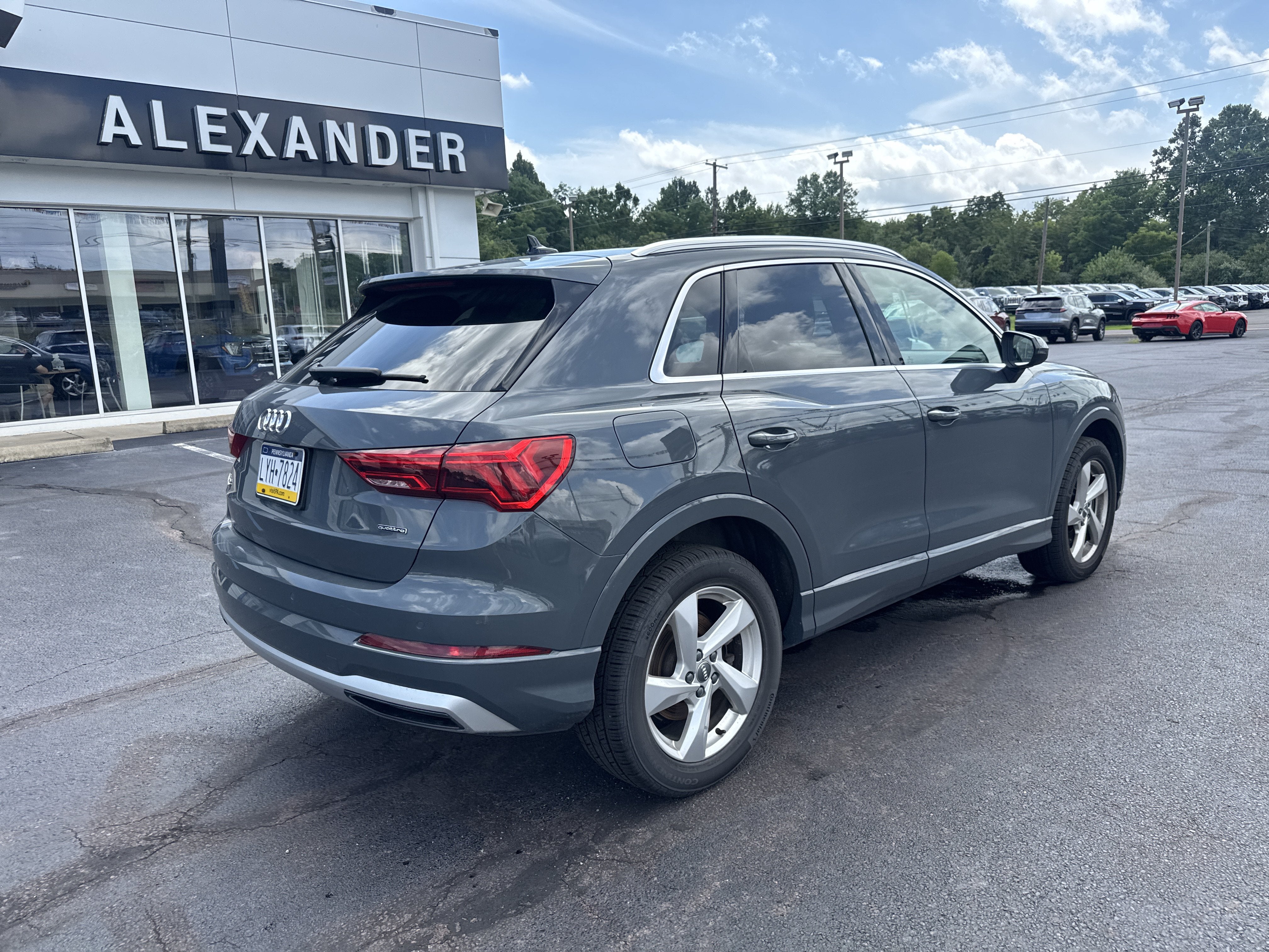 2020 Audi Q3 Premium 45 TFSI quattro Tiptronic
