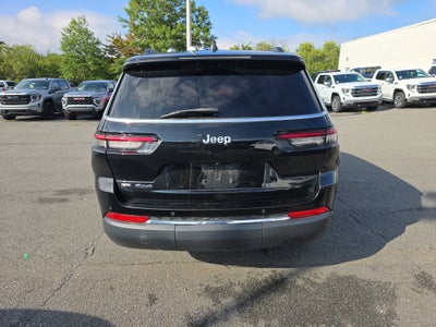 2022 Jeep Grand Cherokee L Laredo
