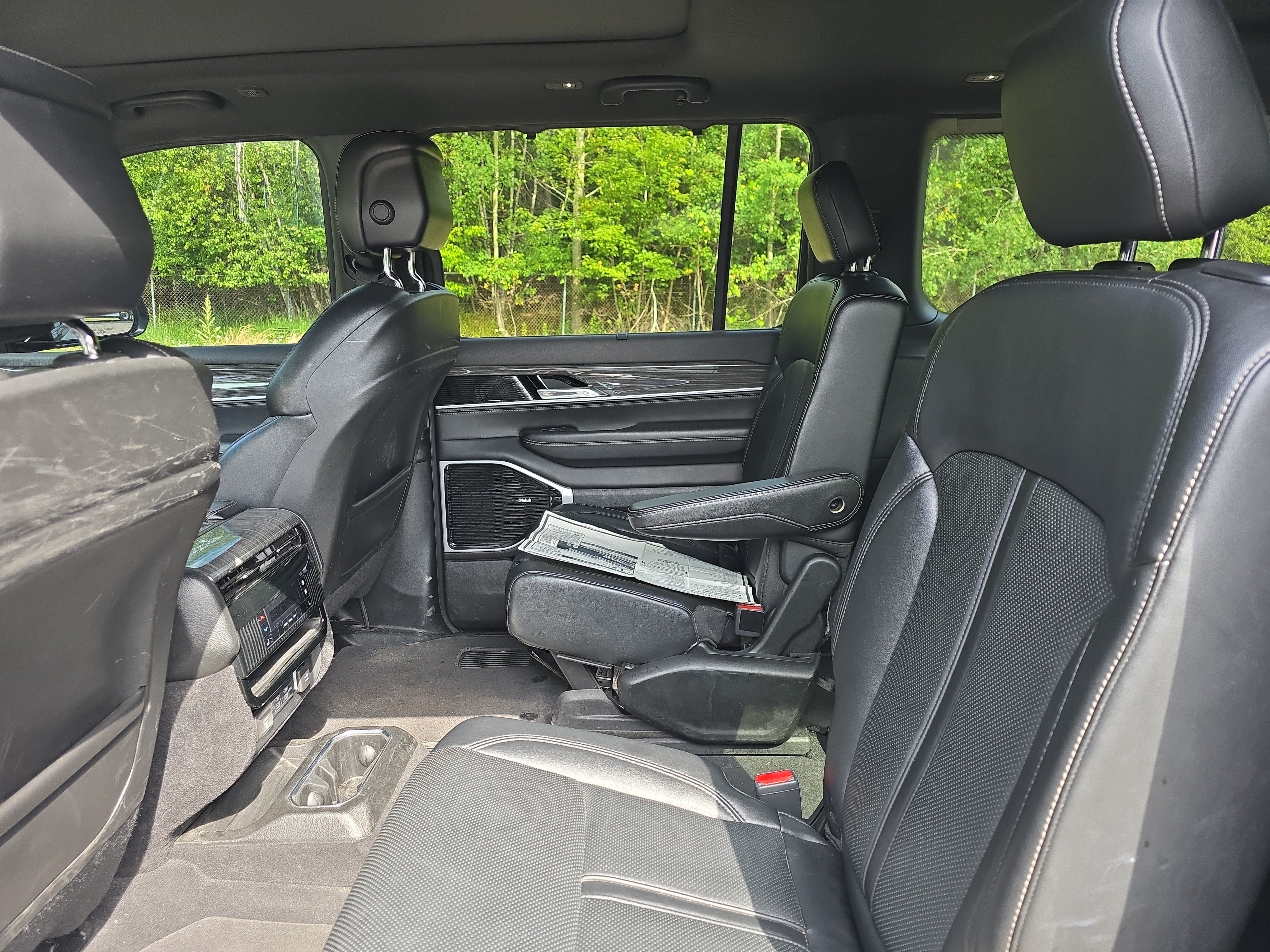 2022 Jeep Wagoneer Series III