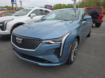 2023 Cadillac CT4 Premium Luxury