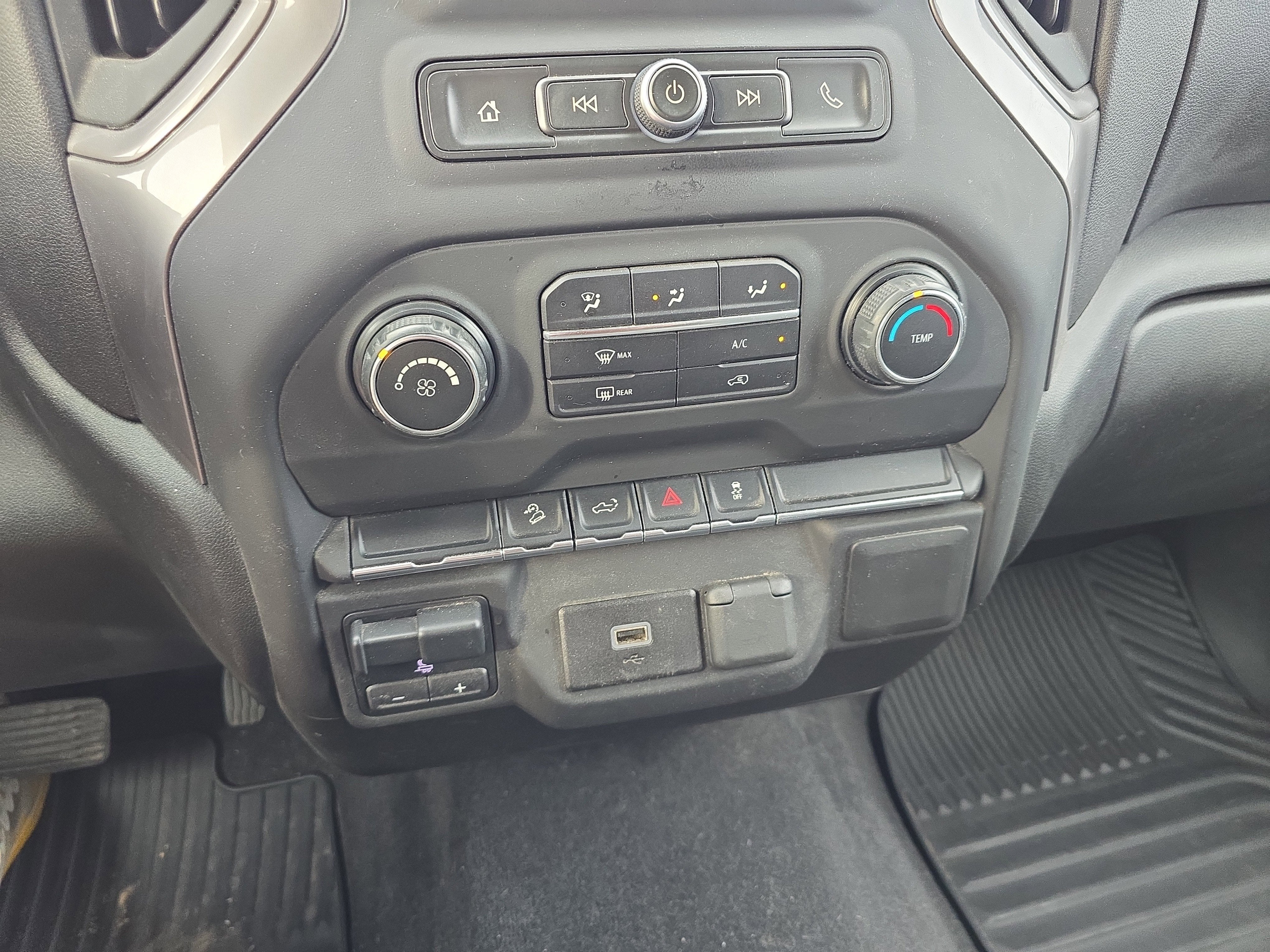 2020 Chevrolet Silverado 1500 Custom Trail Boss