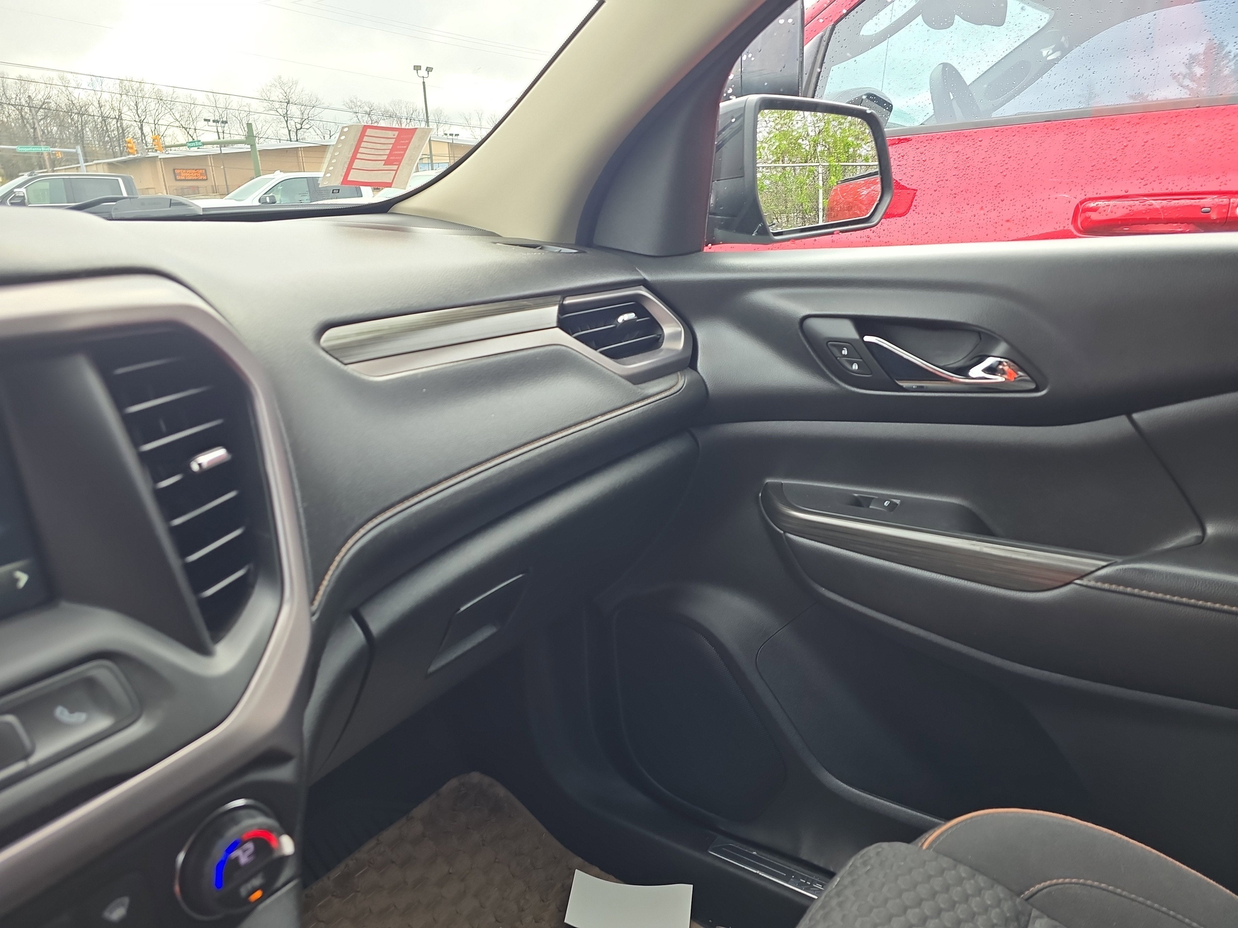 2017 GMC Acadia SLE