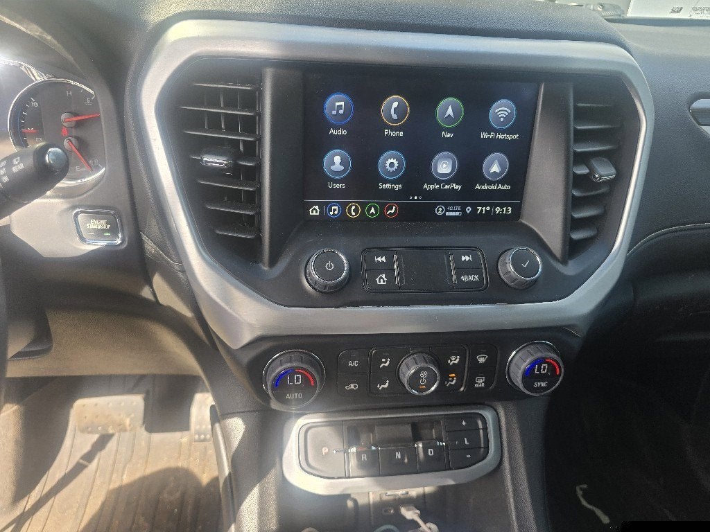 2023 GMC Acadia SLT