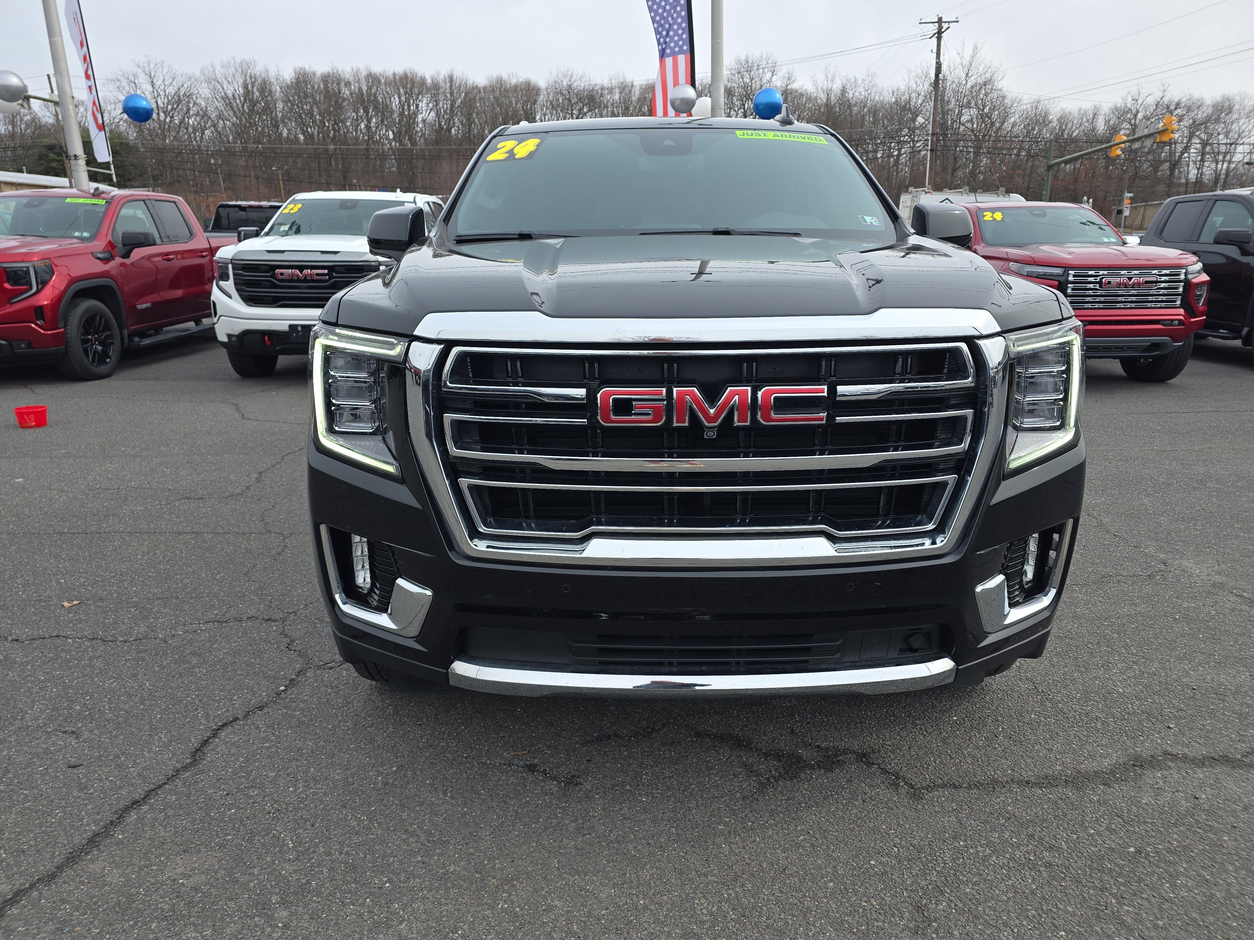 2024 GMC Yukon SLT