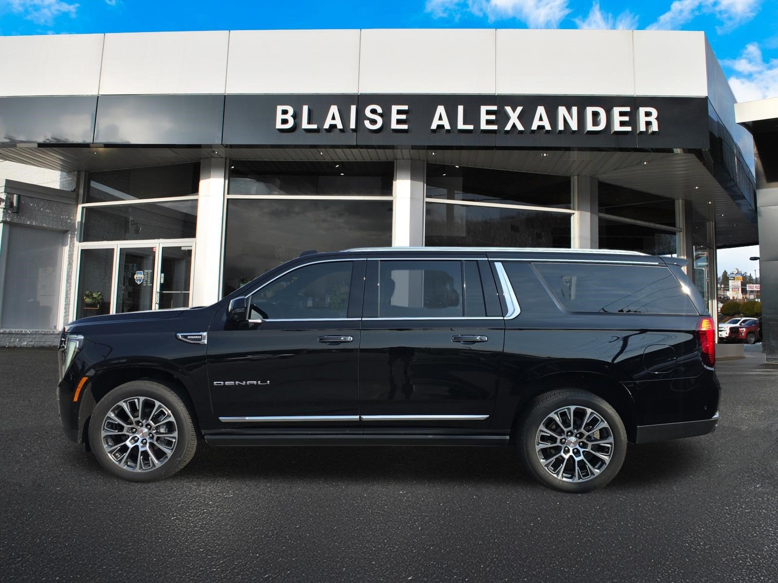 2025 GMC Yukon XL Denali