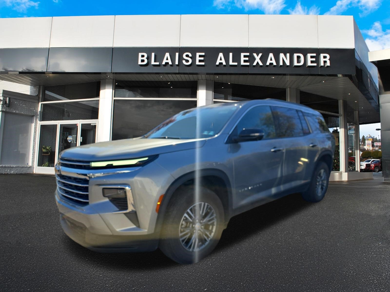 2024 Chevrolet Traverse LT