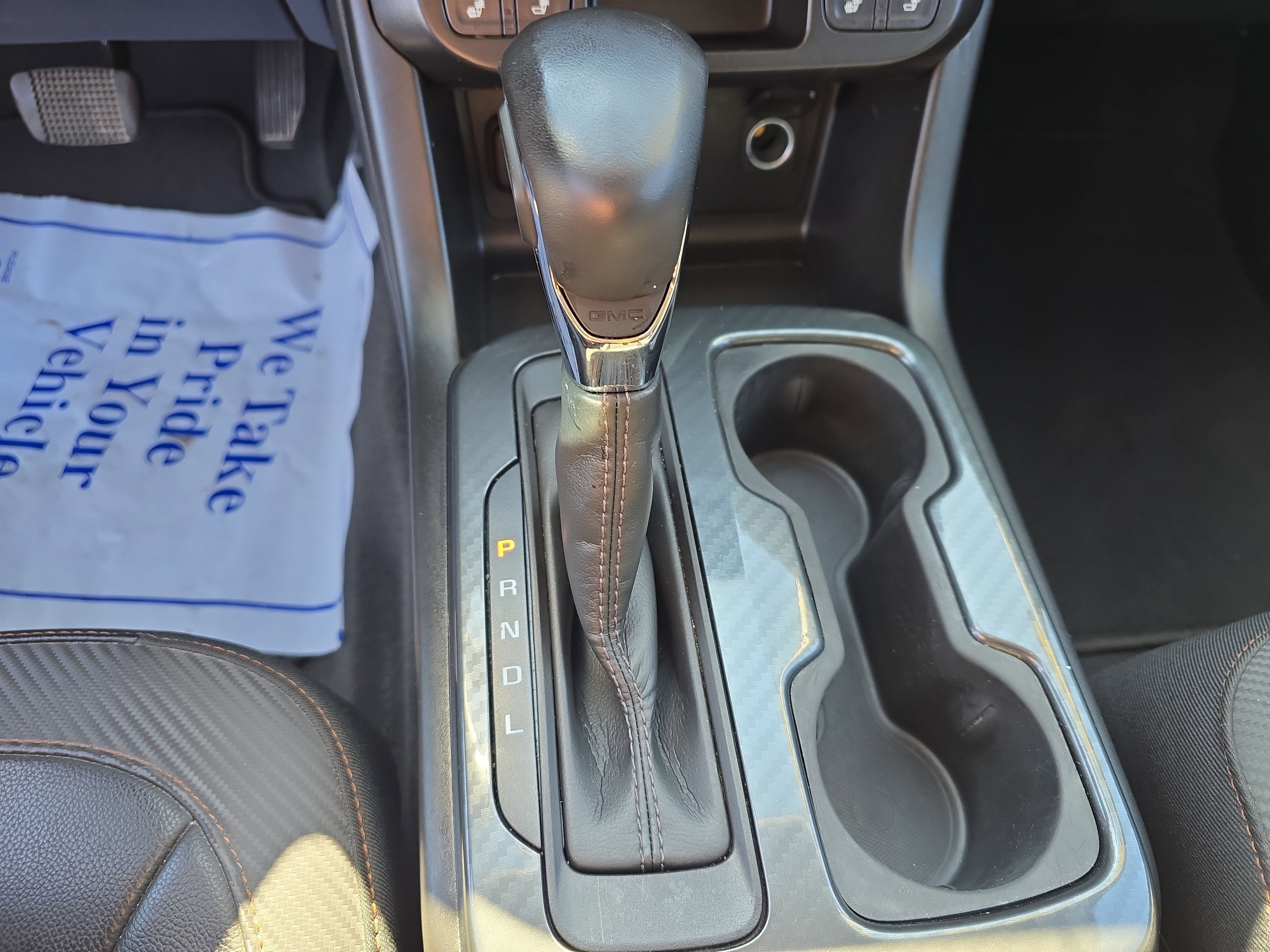 2022 GMC Canyon AT4 - Leather