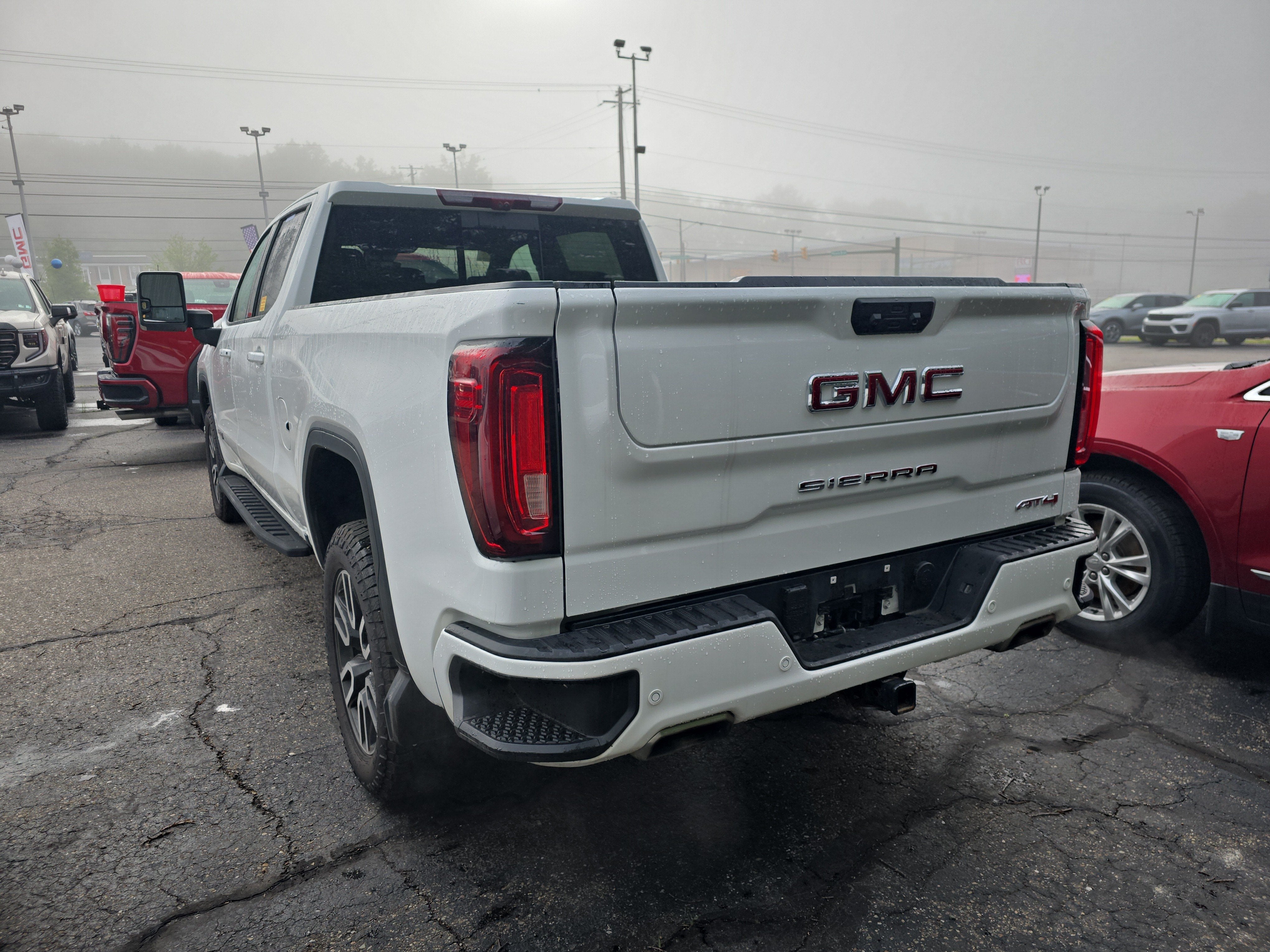 2024 GMC Sierra 1500 AT4