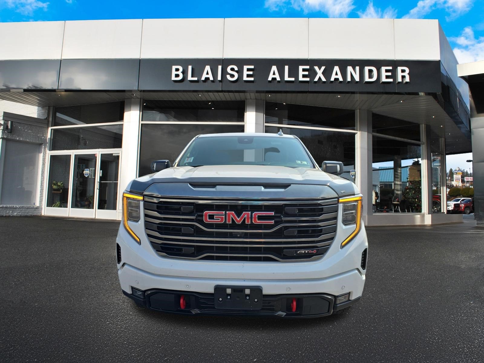 2023 GMC Sierra 1500 AT4