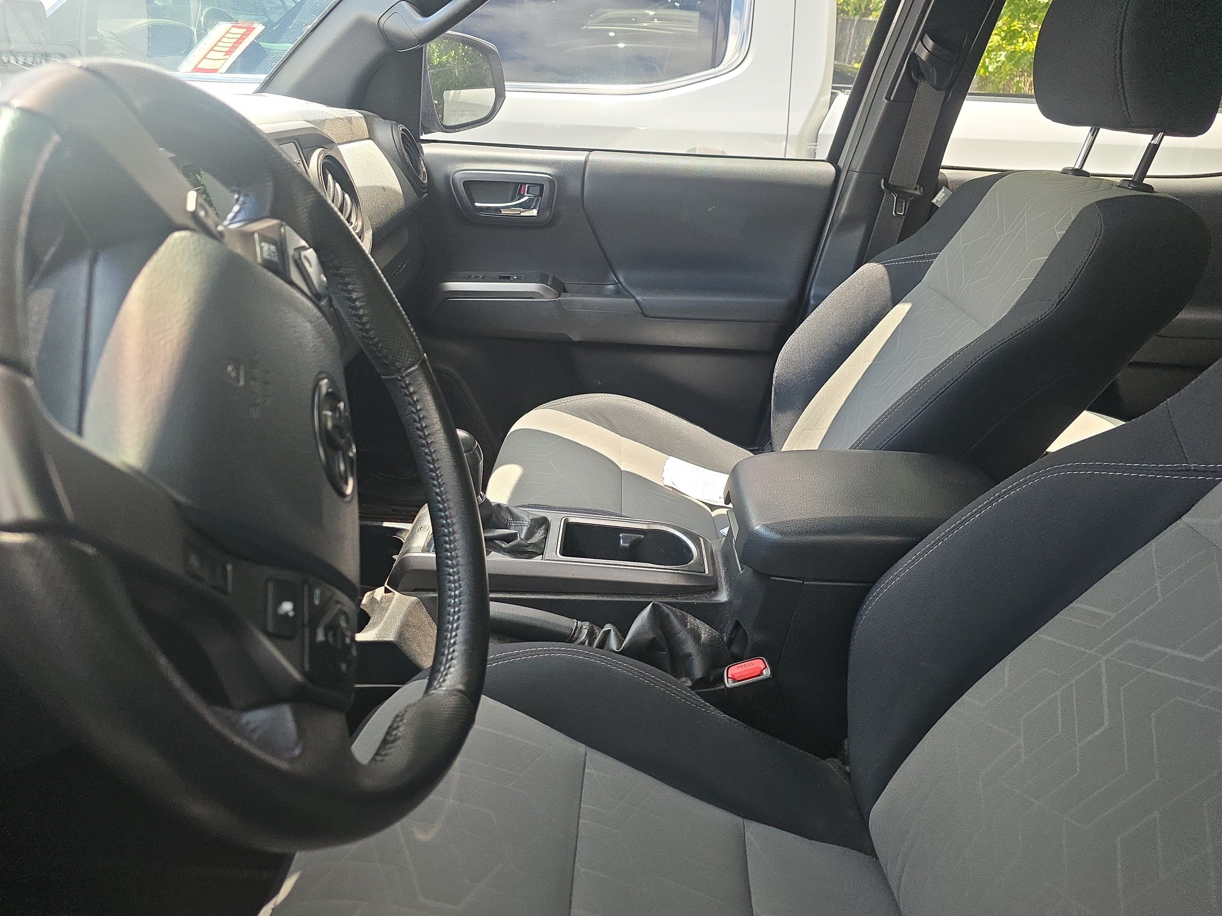 2020 Toyota Tacoma 4WD SR5