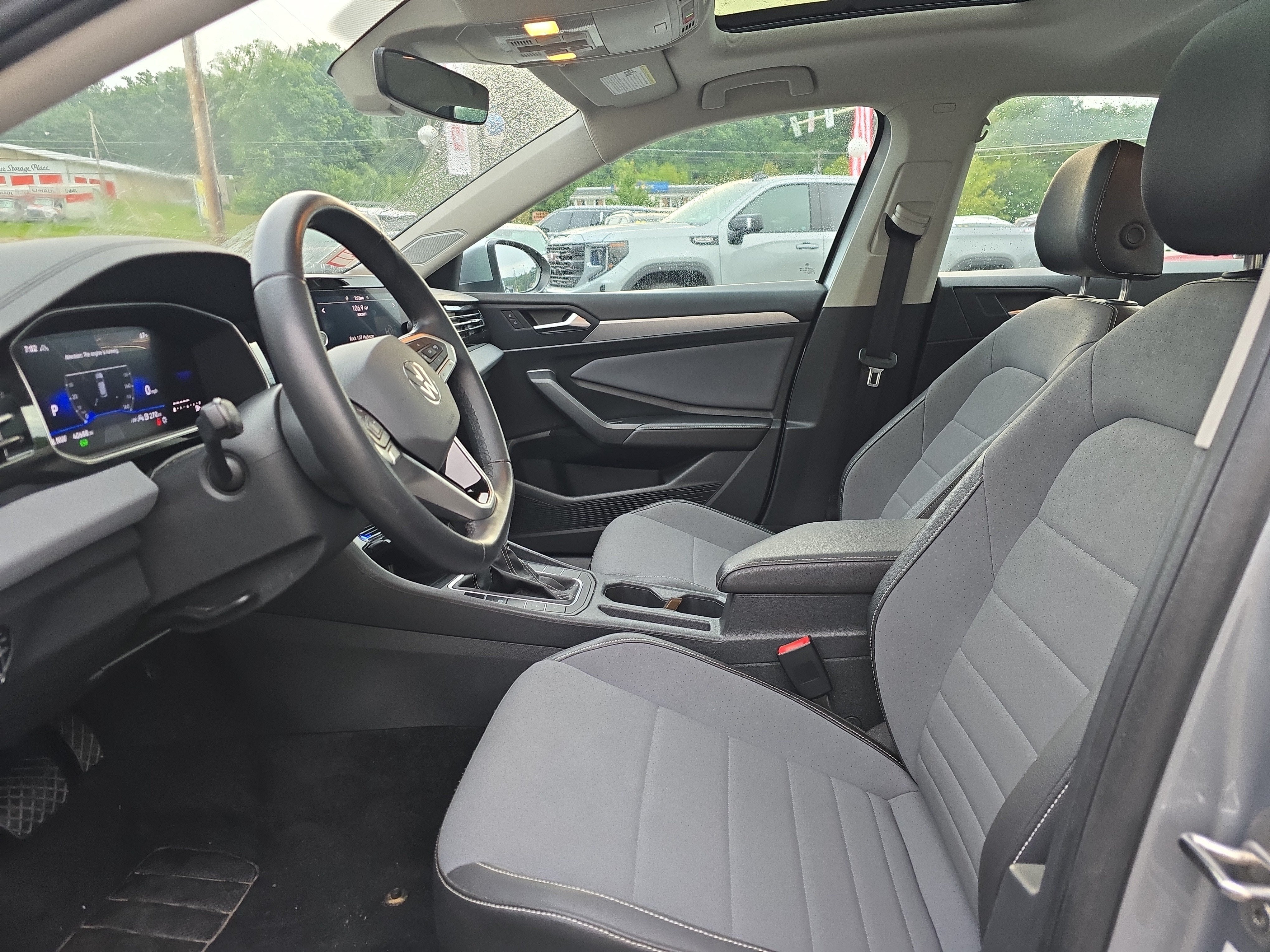 2025 Volkswagen Jetta SE