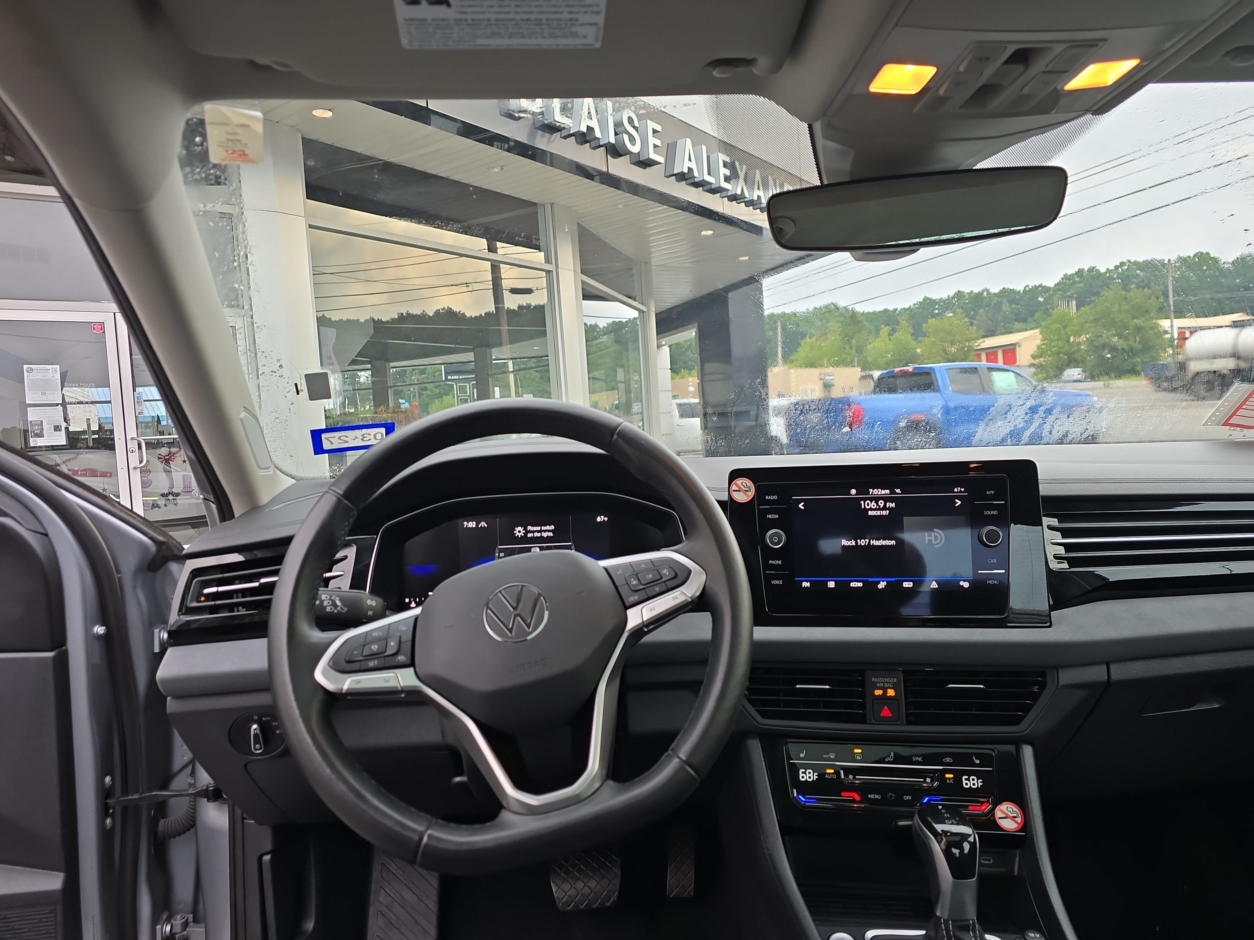 2025 Volkswagen Jetta SE