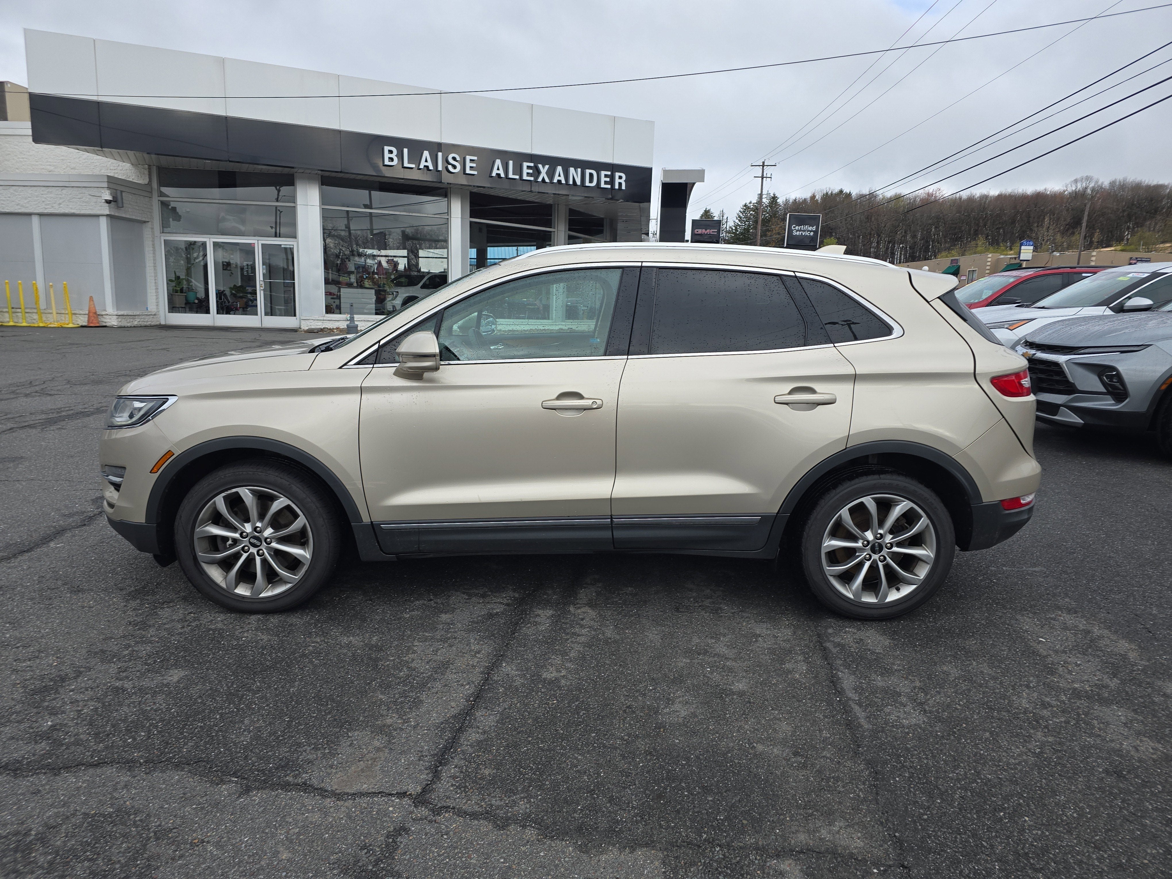 2017 Lincoln MKC Select