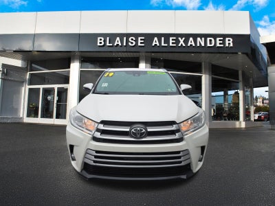 2019 Toyota Highlander SE