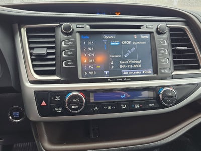 2019 Toyota Highlander SE