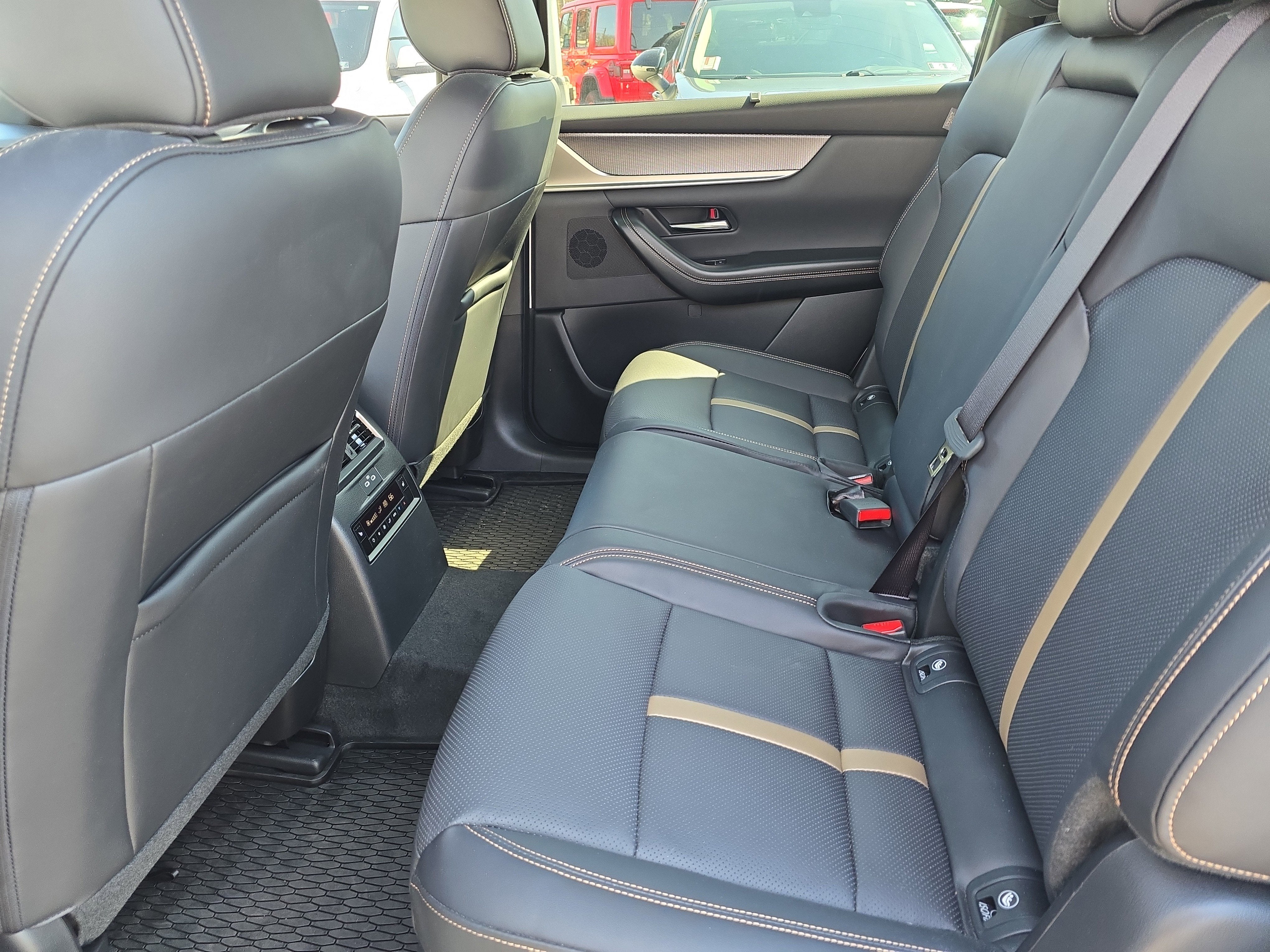 2025 Mazda Mazda CX-70 PHEV Premium Plus Package