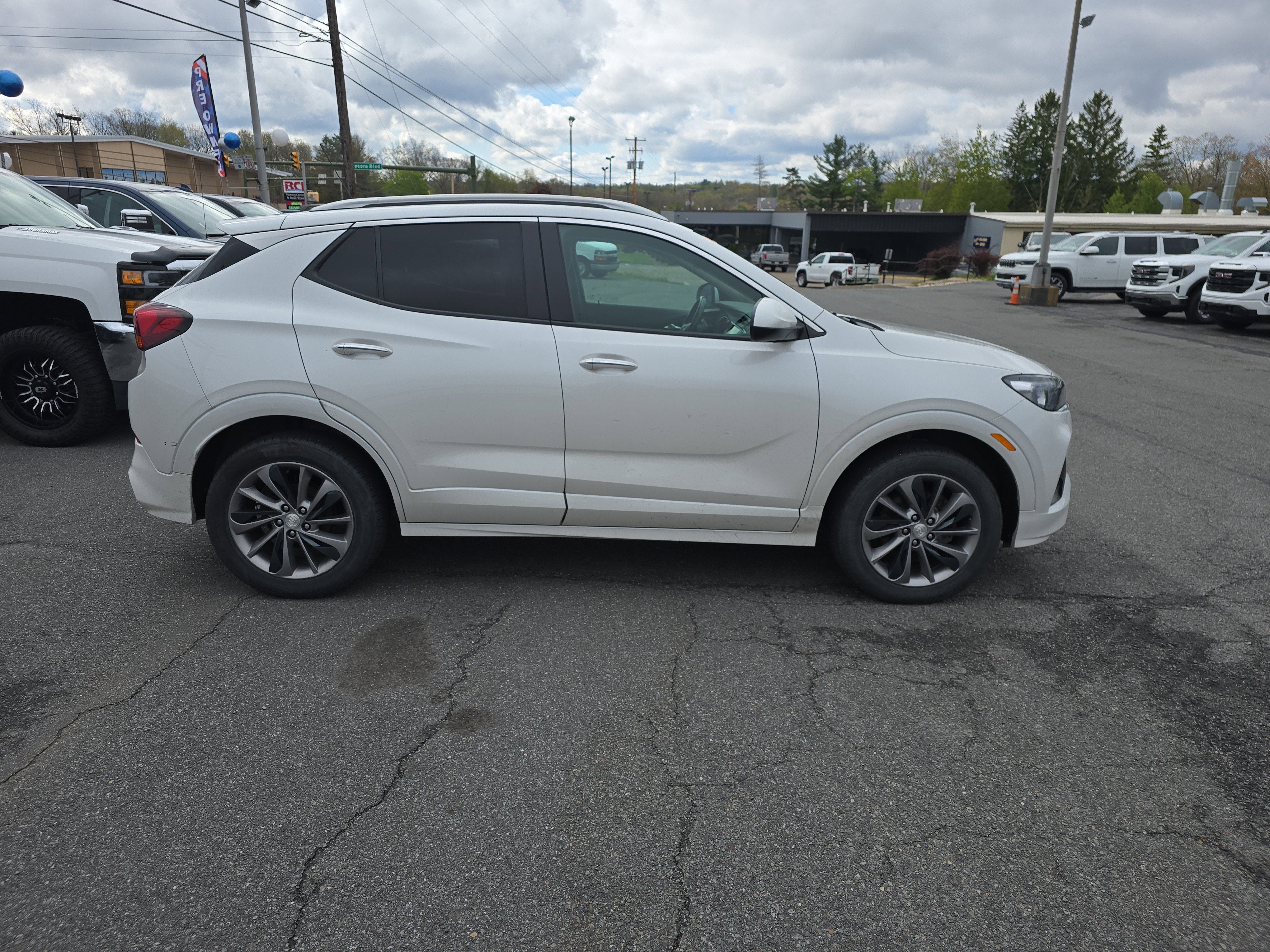 2022 Buick Encore GX Select