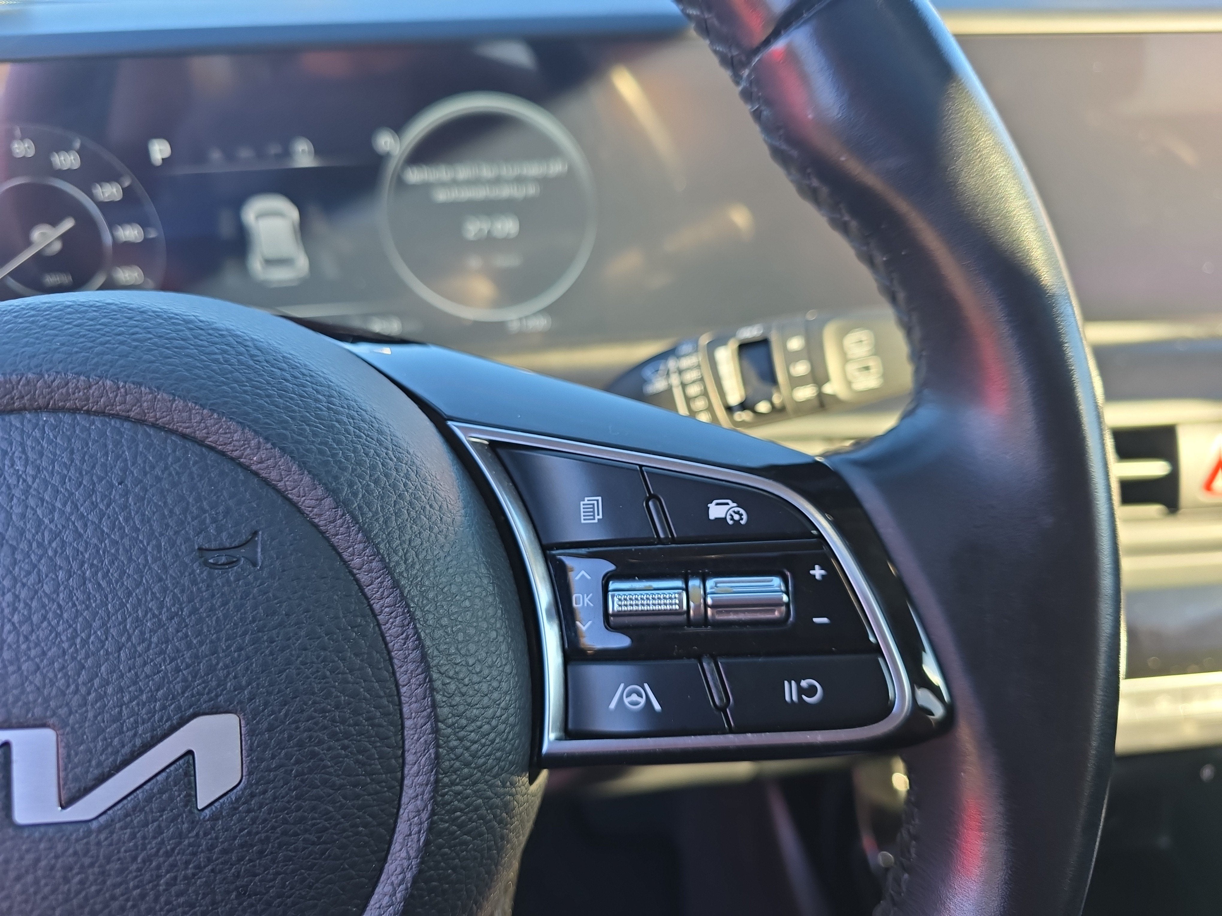 2025 Kia Seltos EX