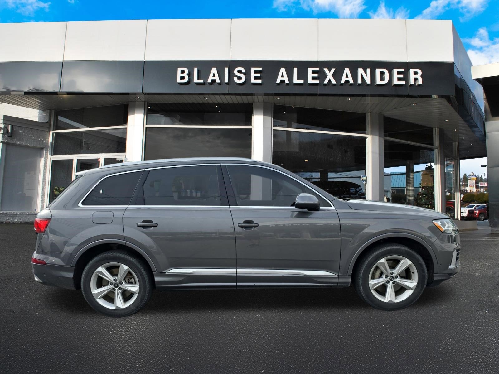 2021 Audi Q7 Premium Plus