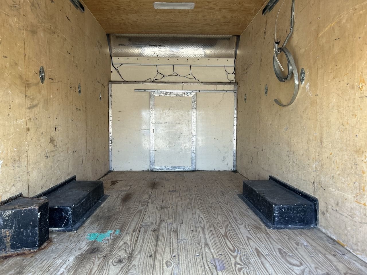 2018 Ford E-Series Cutaway E-350 WB