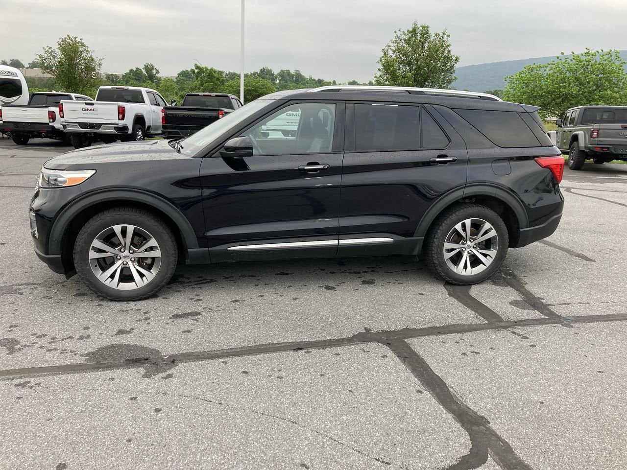 2020 Ford Explorer Platinum